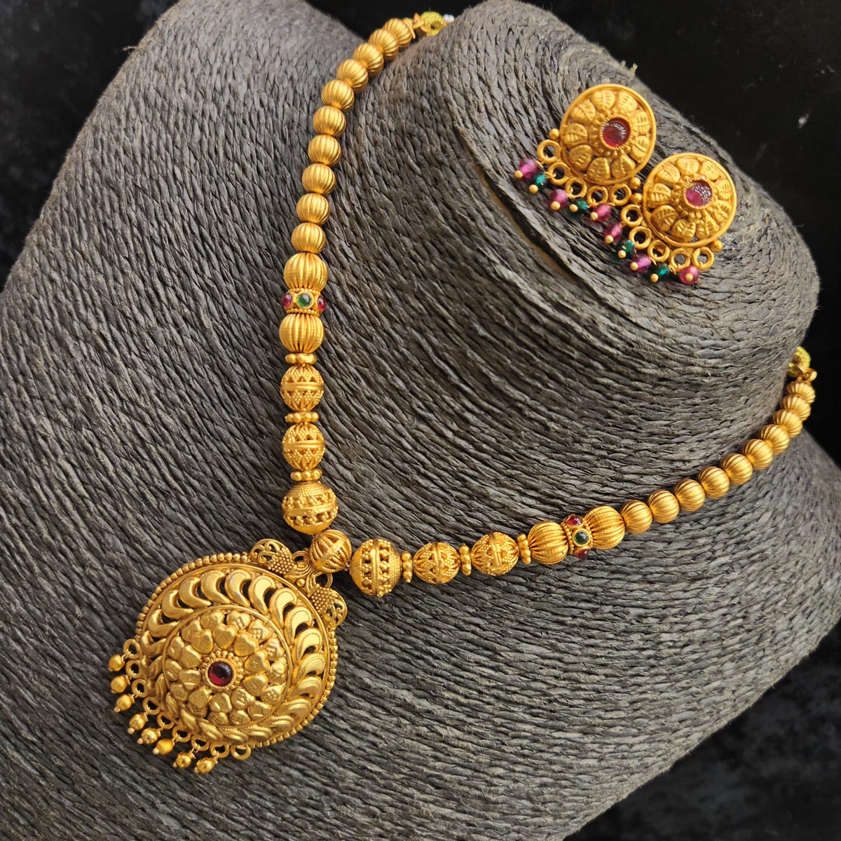 Mate Necklace