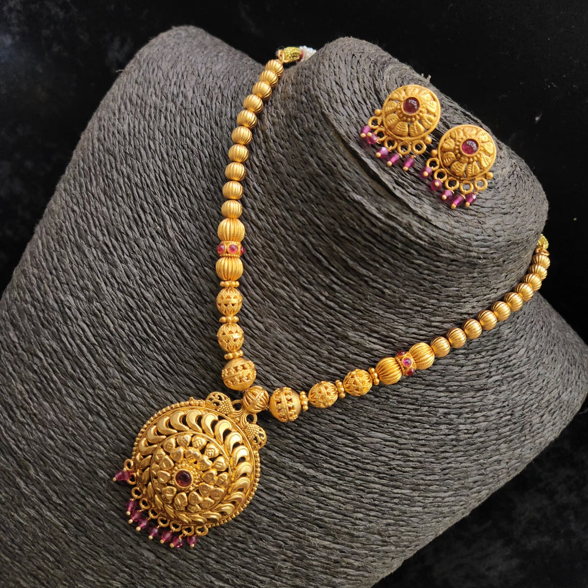 Mate Necklace