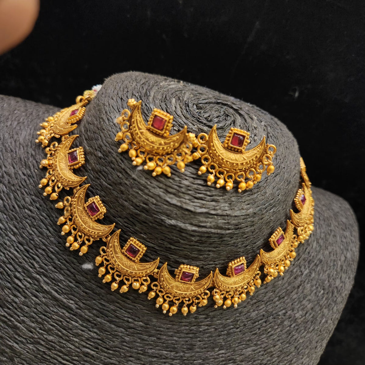 Mate chandra Necklace