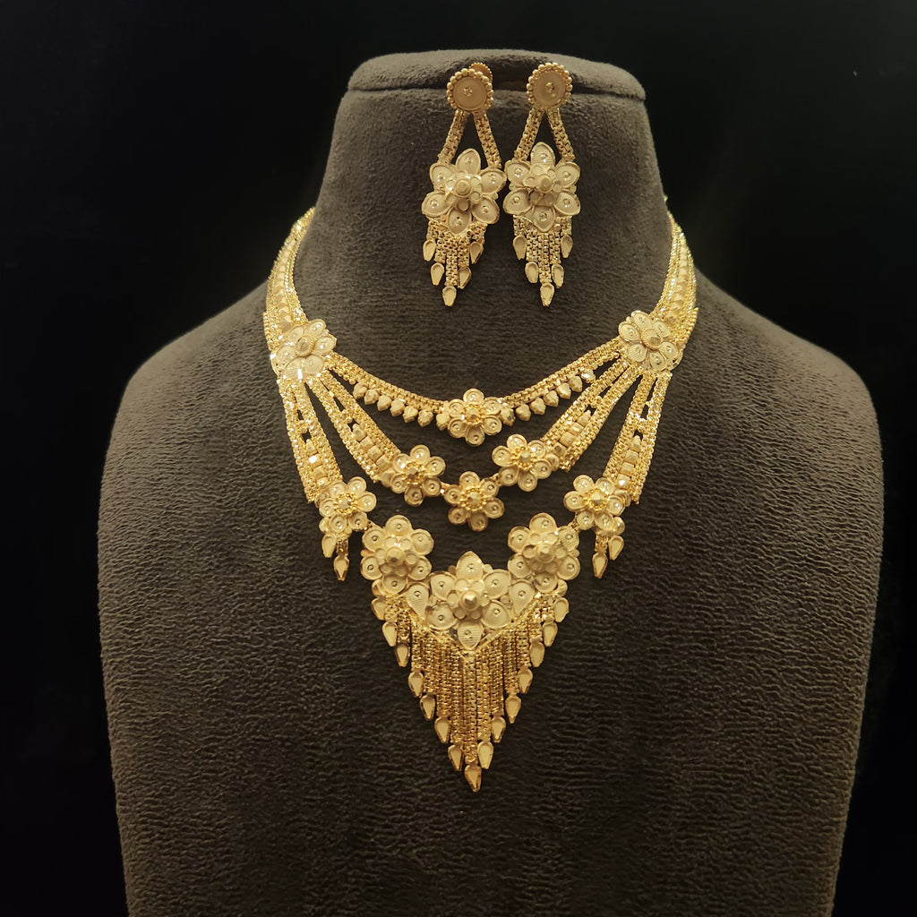 Forming Lehar Necklace