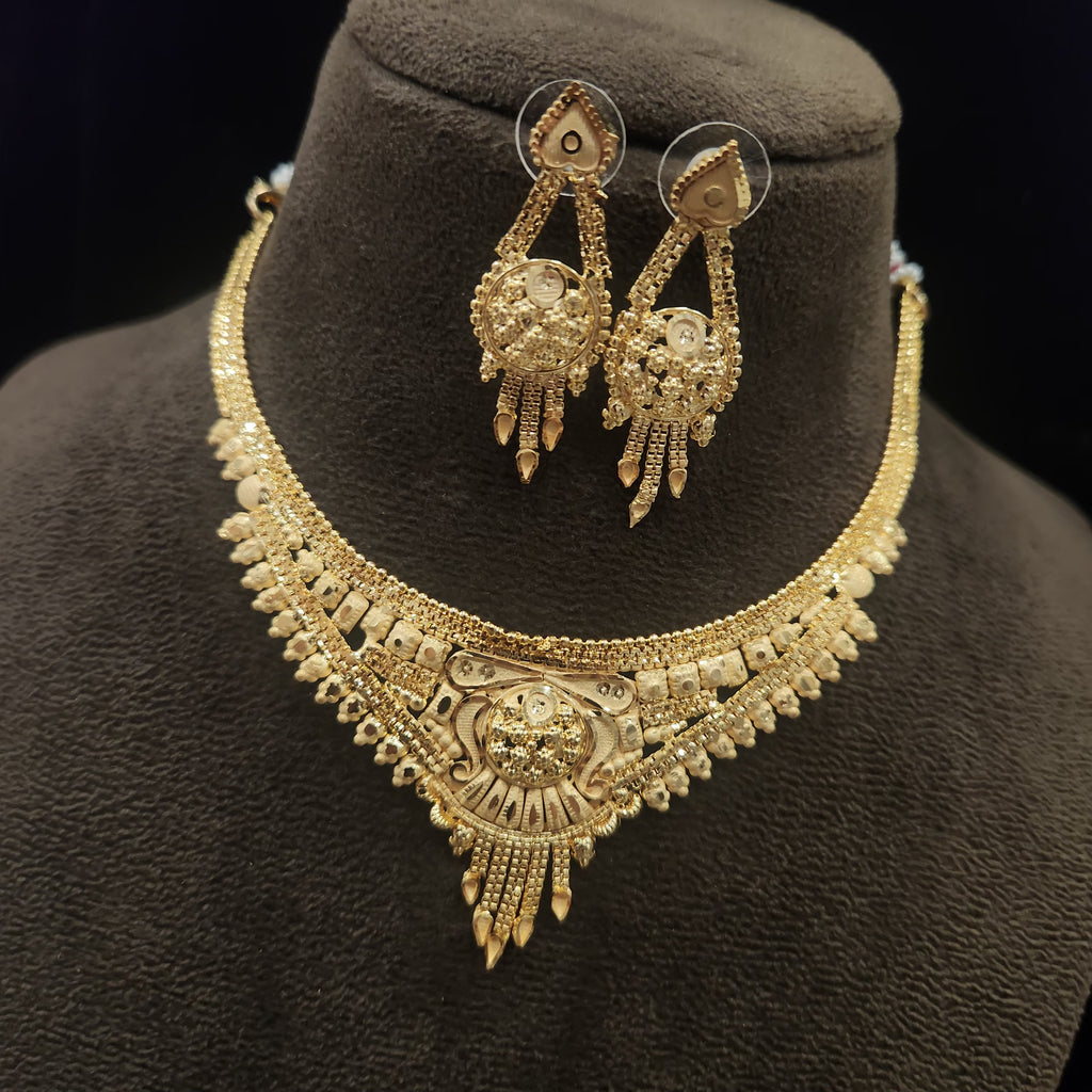 Forming Necklace