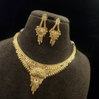 Forming Necklace