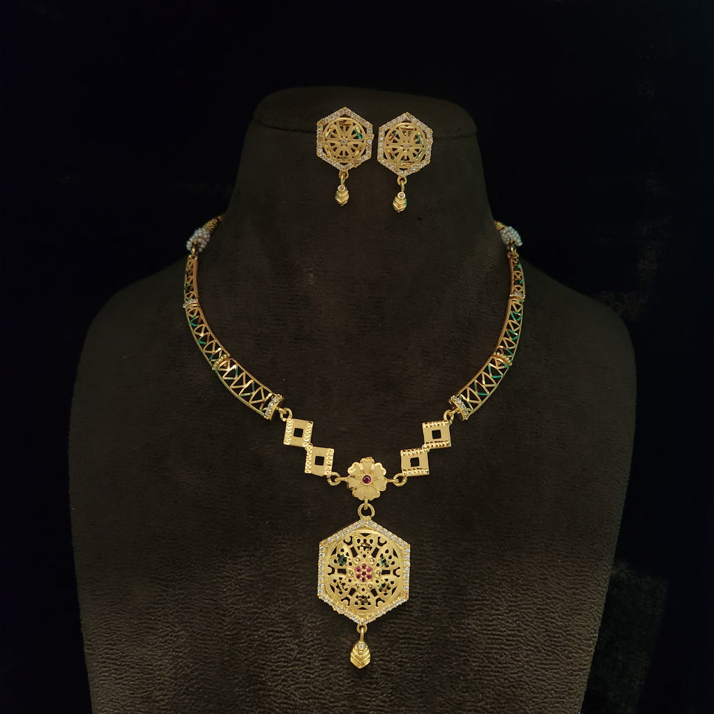 Forming Necklace