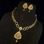 Forming Necklace