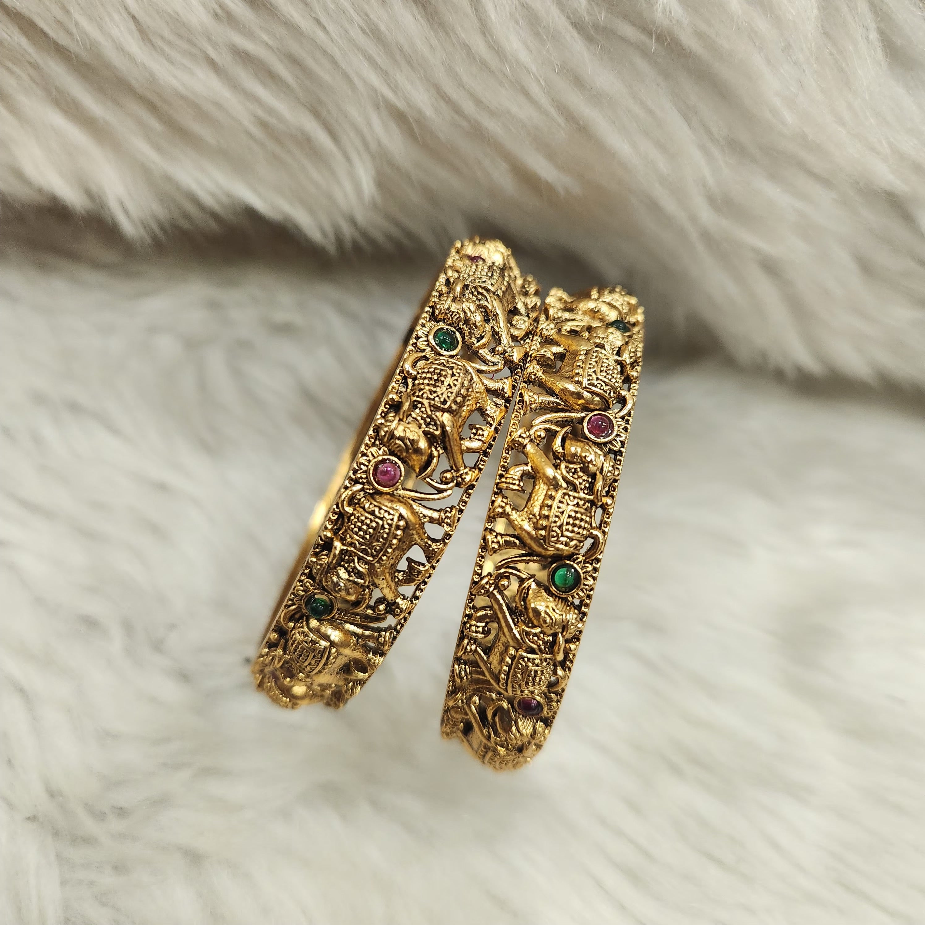 Mate Bangles