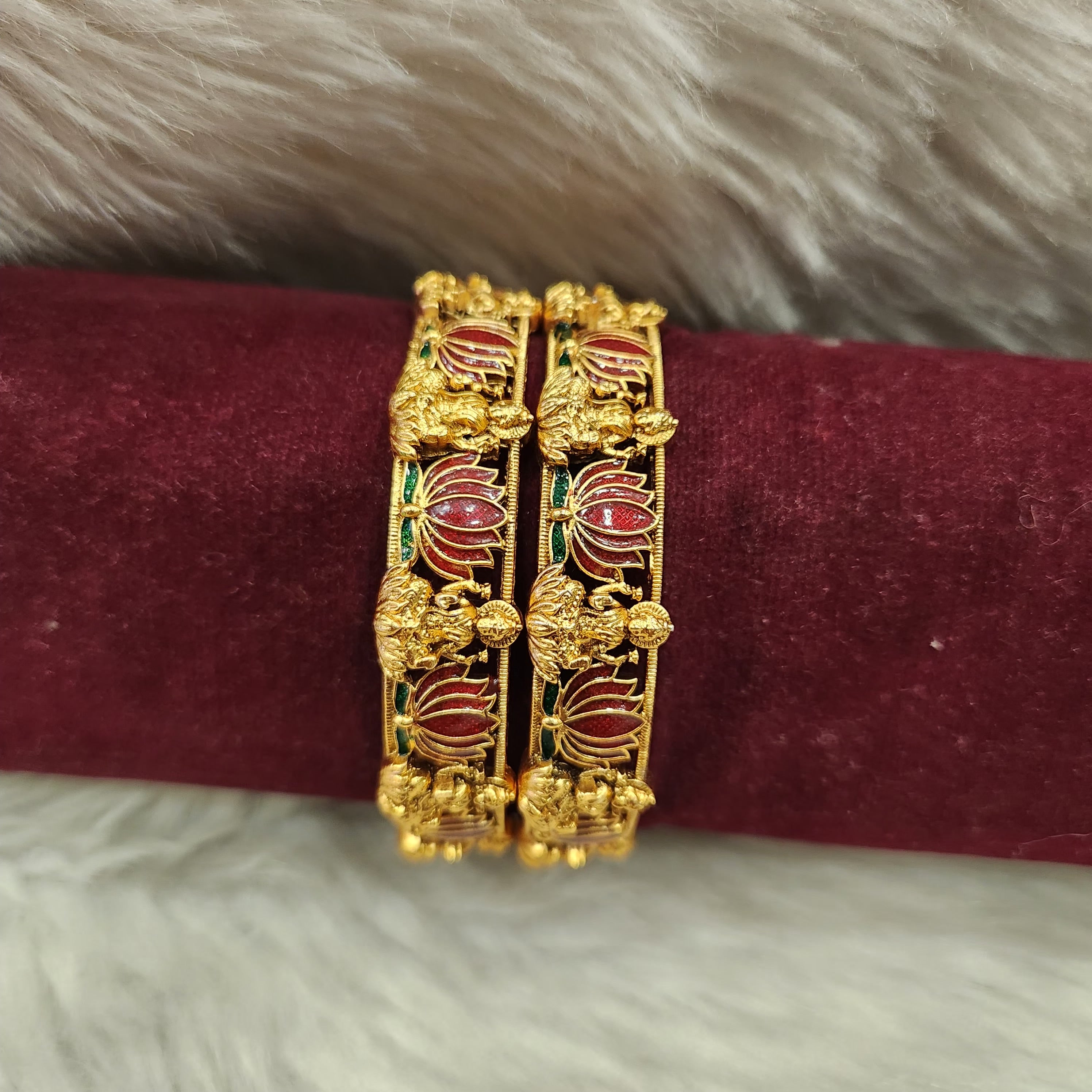 Mate Bangles