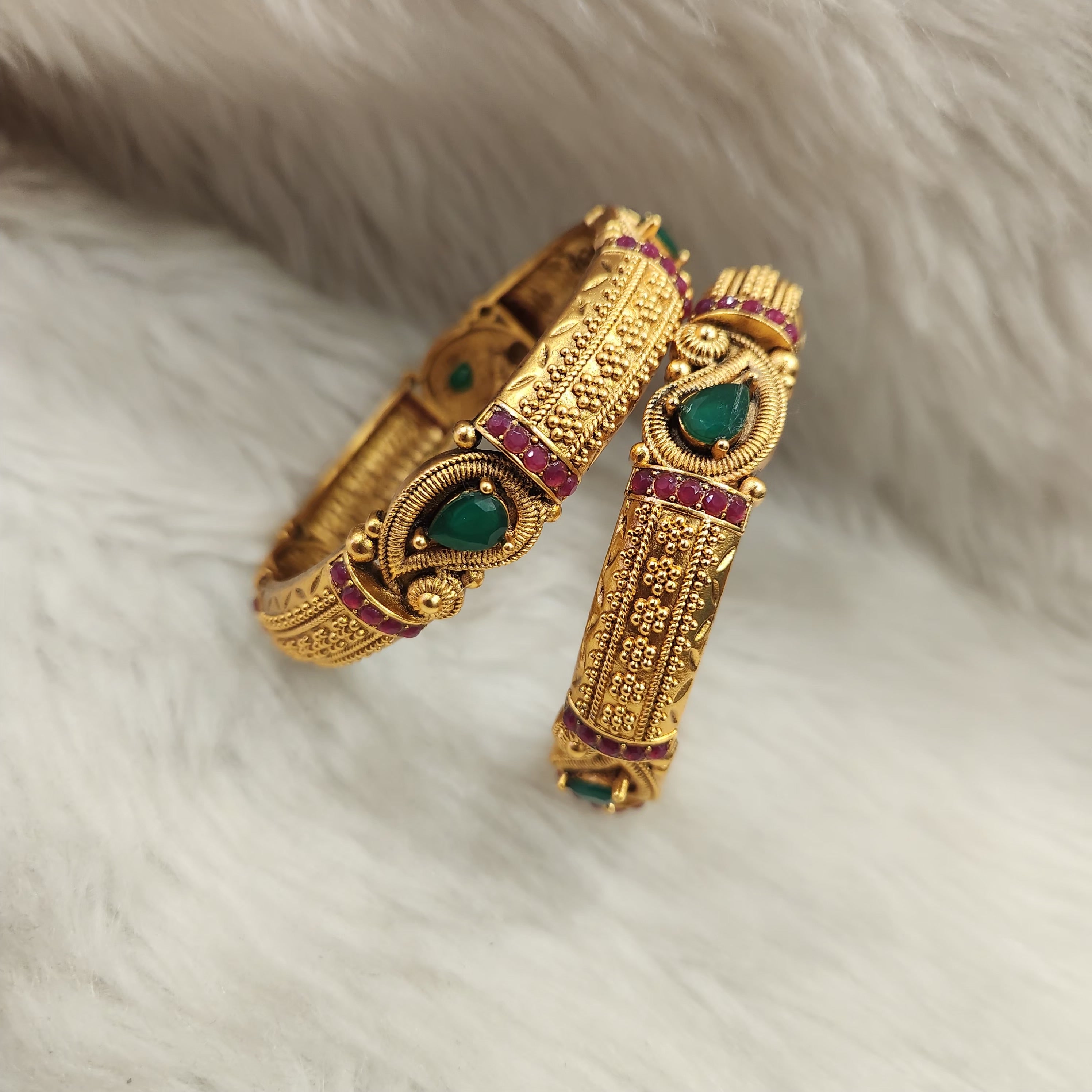 Mate Bangles