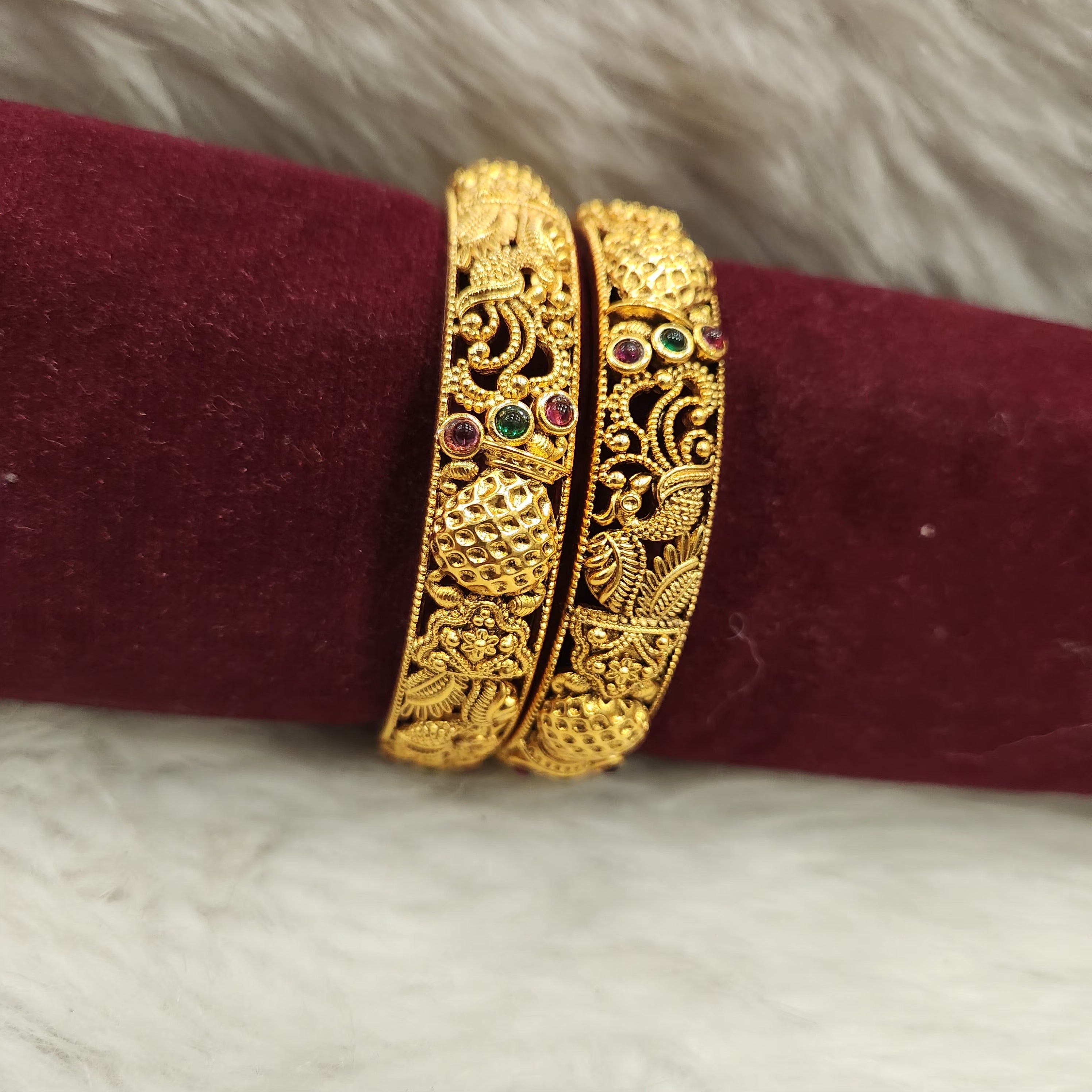 Mate Bangles