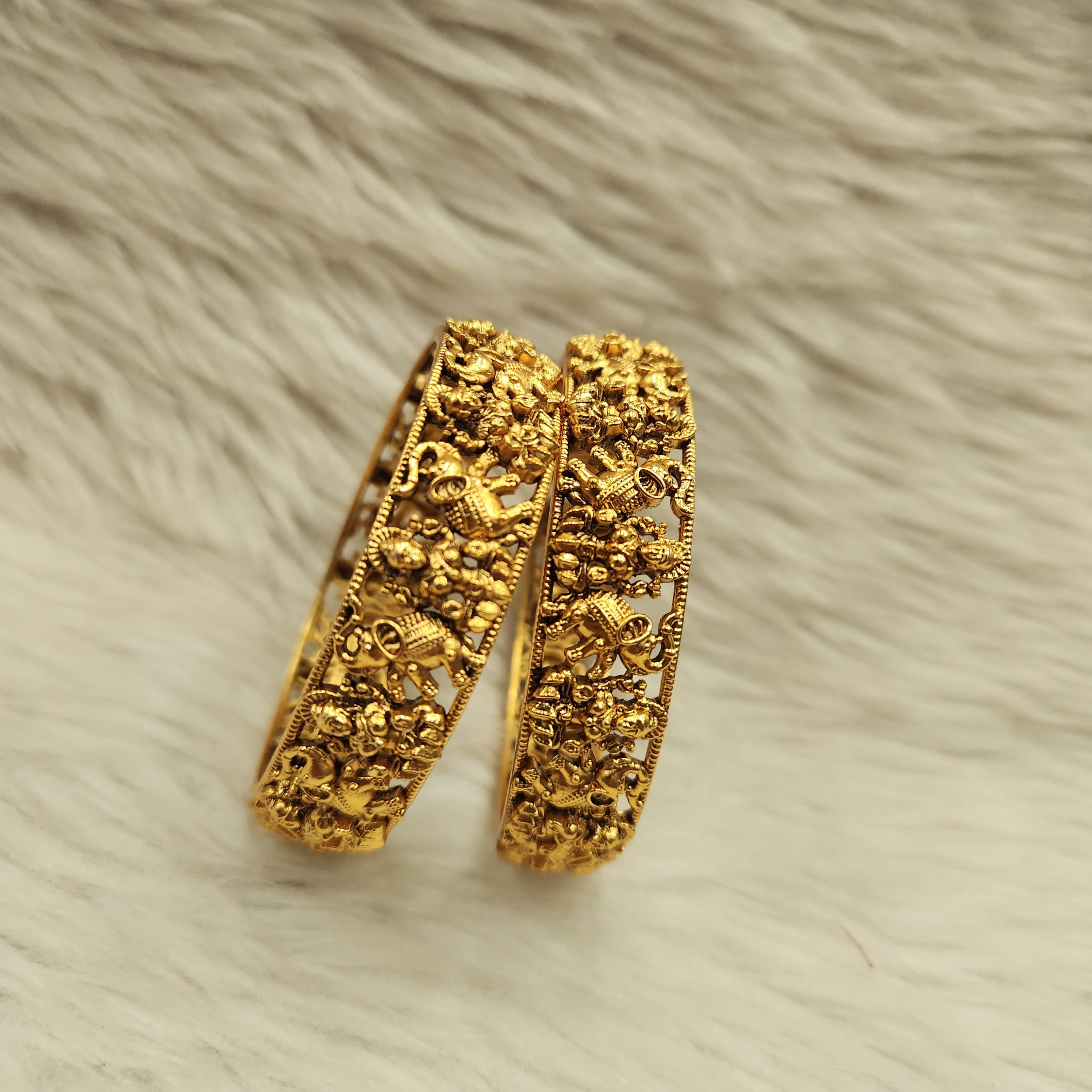 Mate Bangles