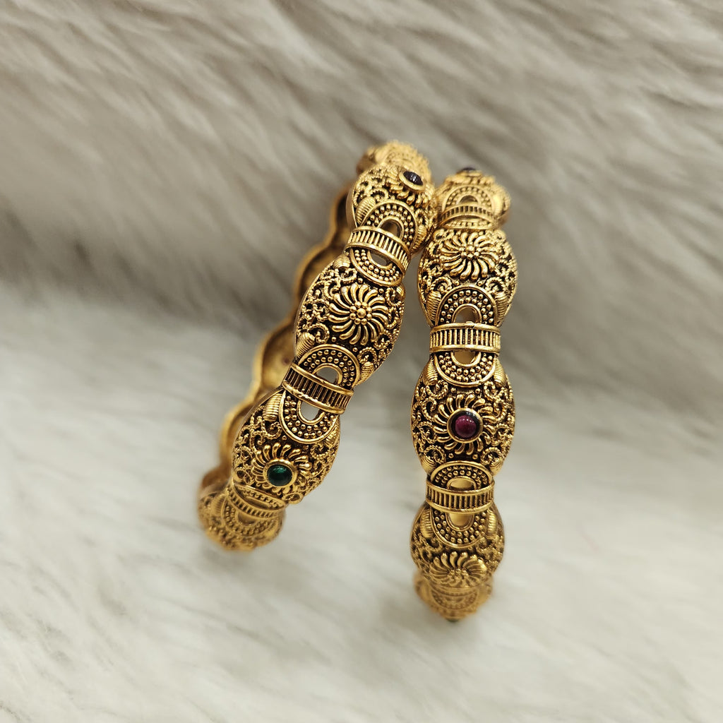 Mate Bangles