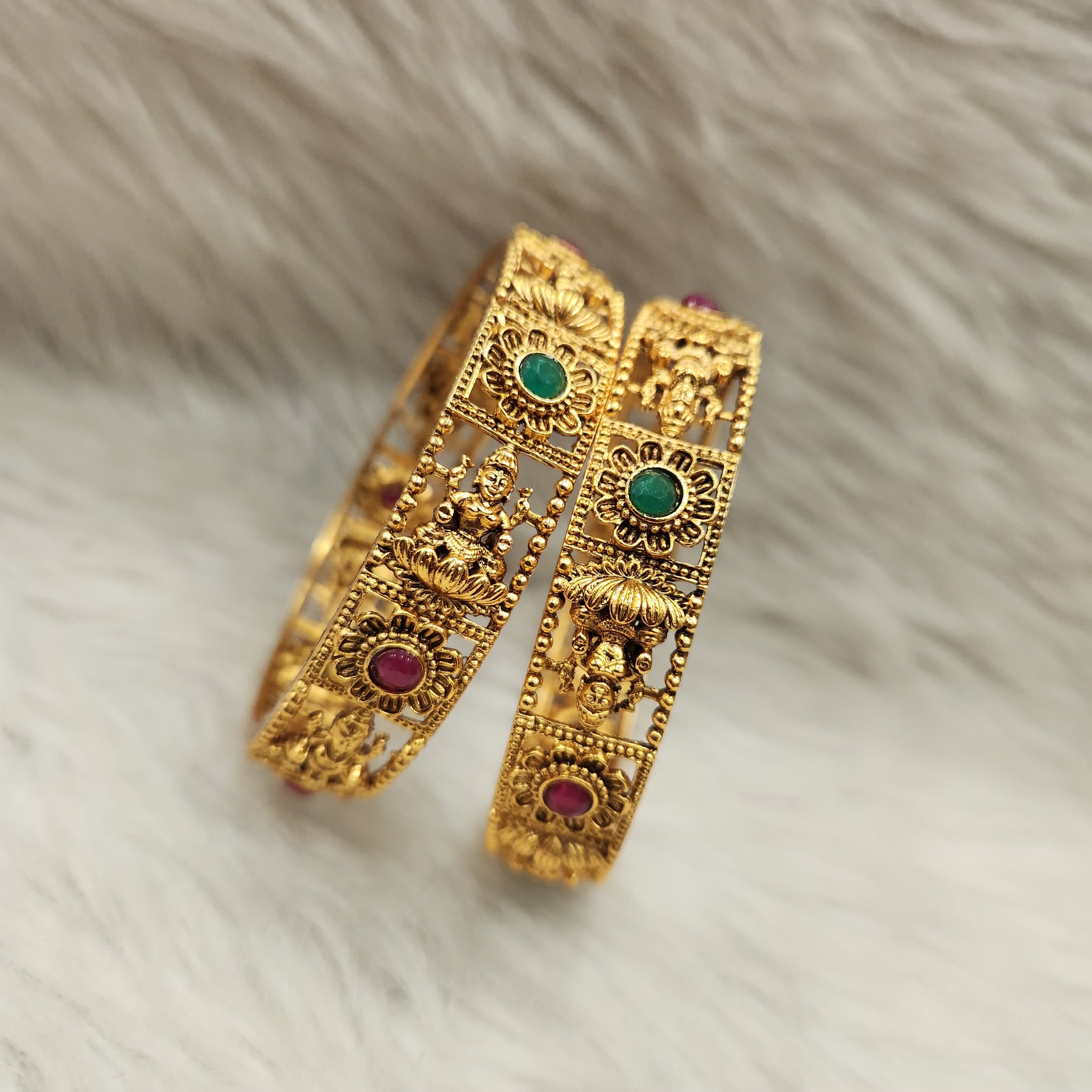 Mate Bangles