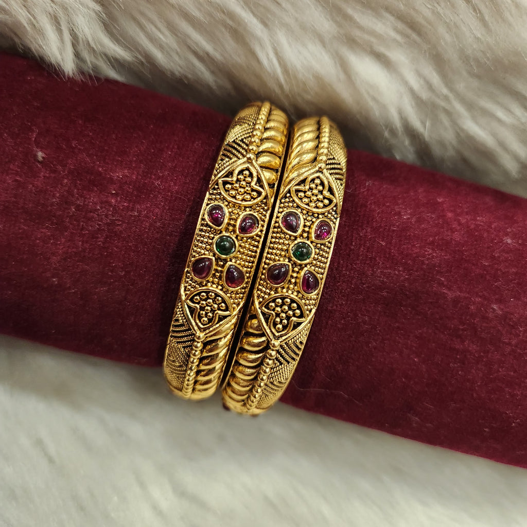 Mate Bangles