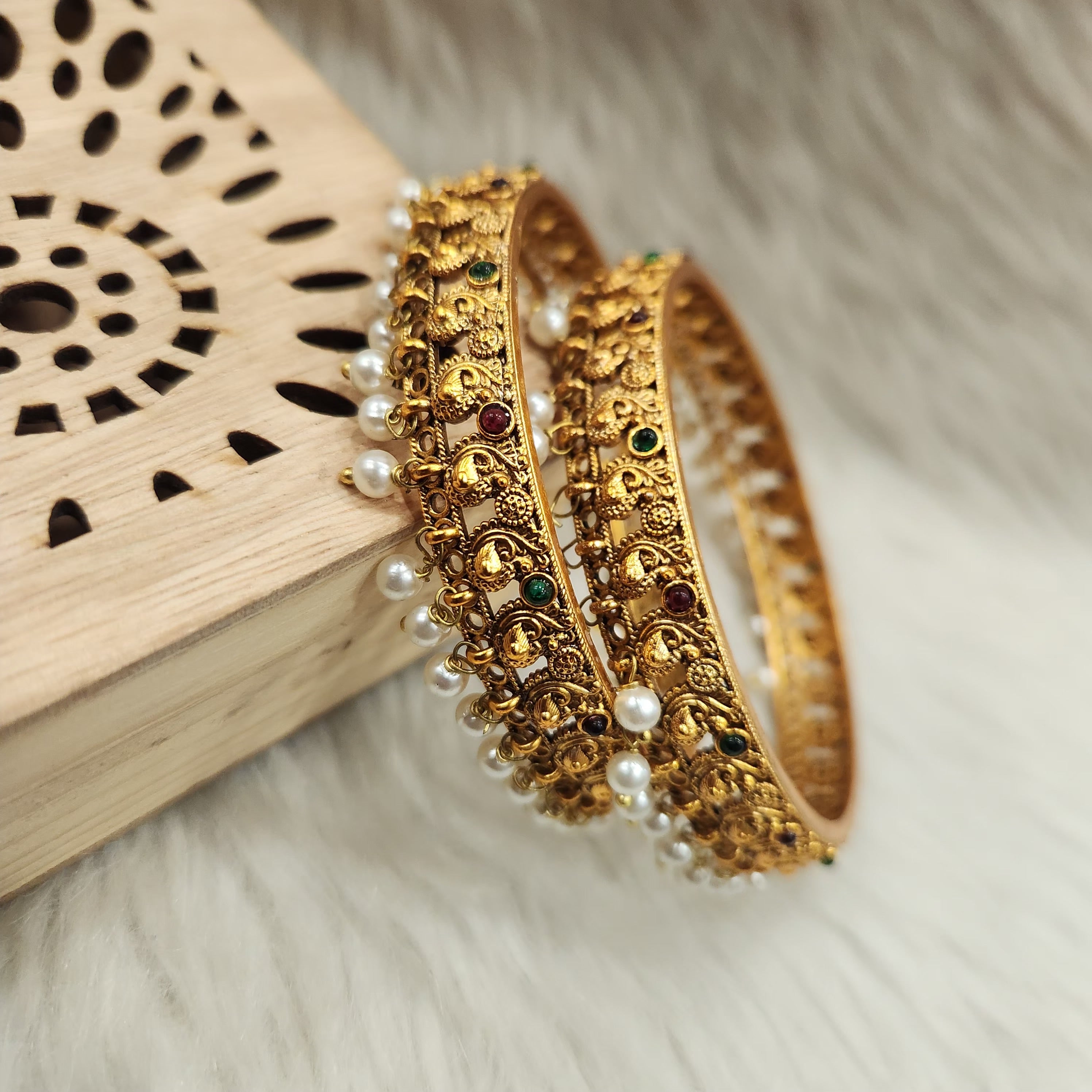 Mate Bangles