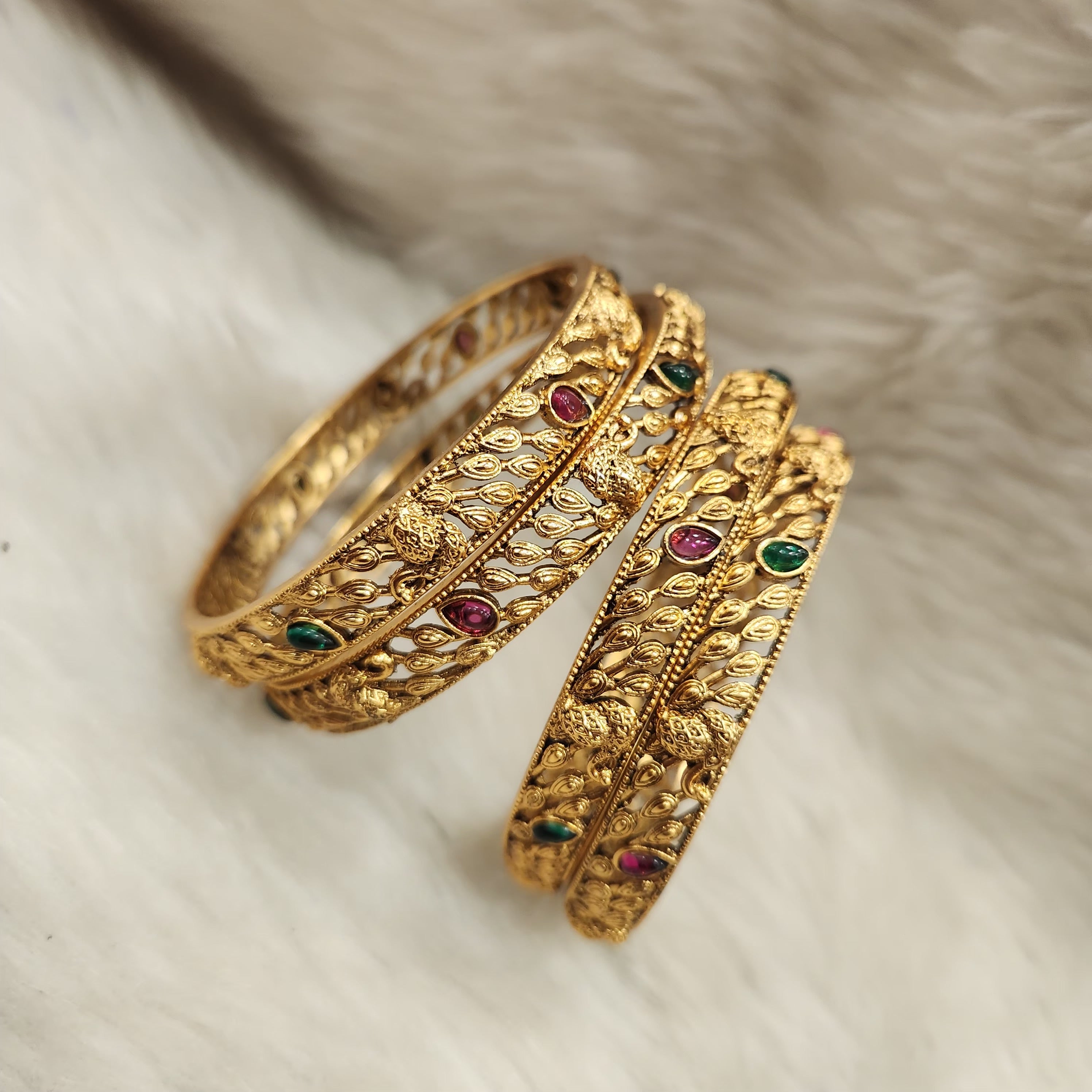 Mate Bangles