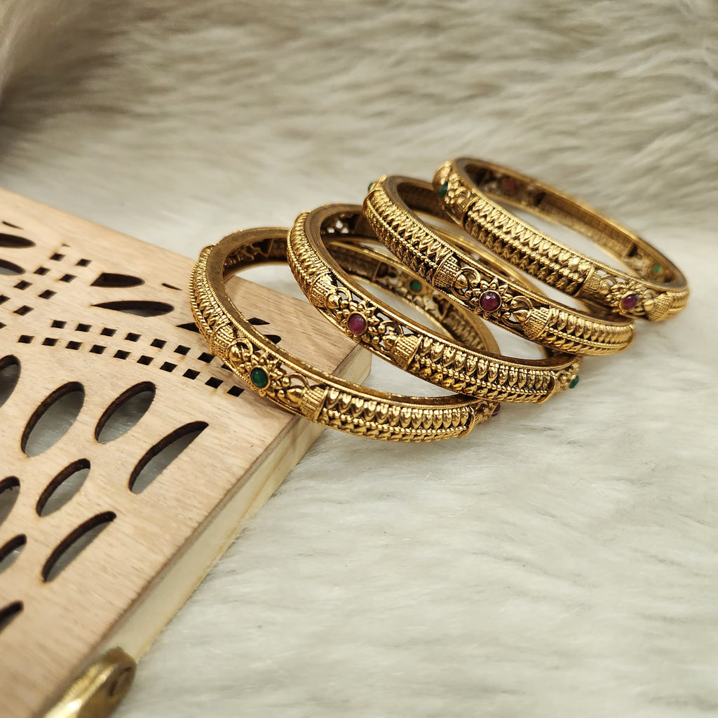 Mate Bangles