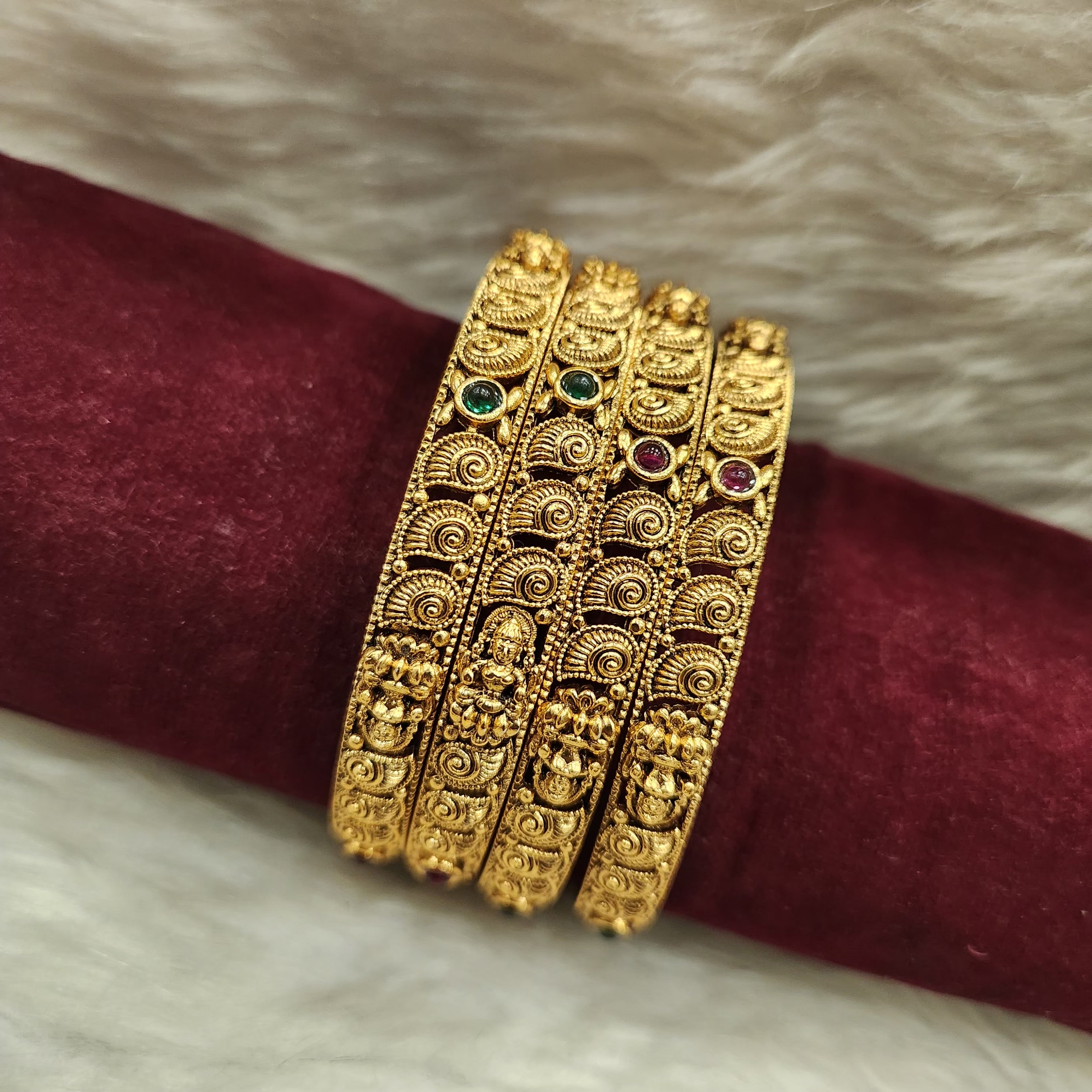 Mate Bangles