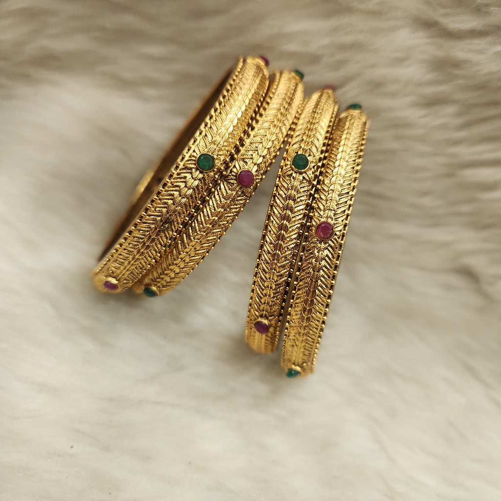 Mate Bangles