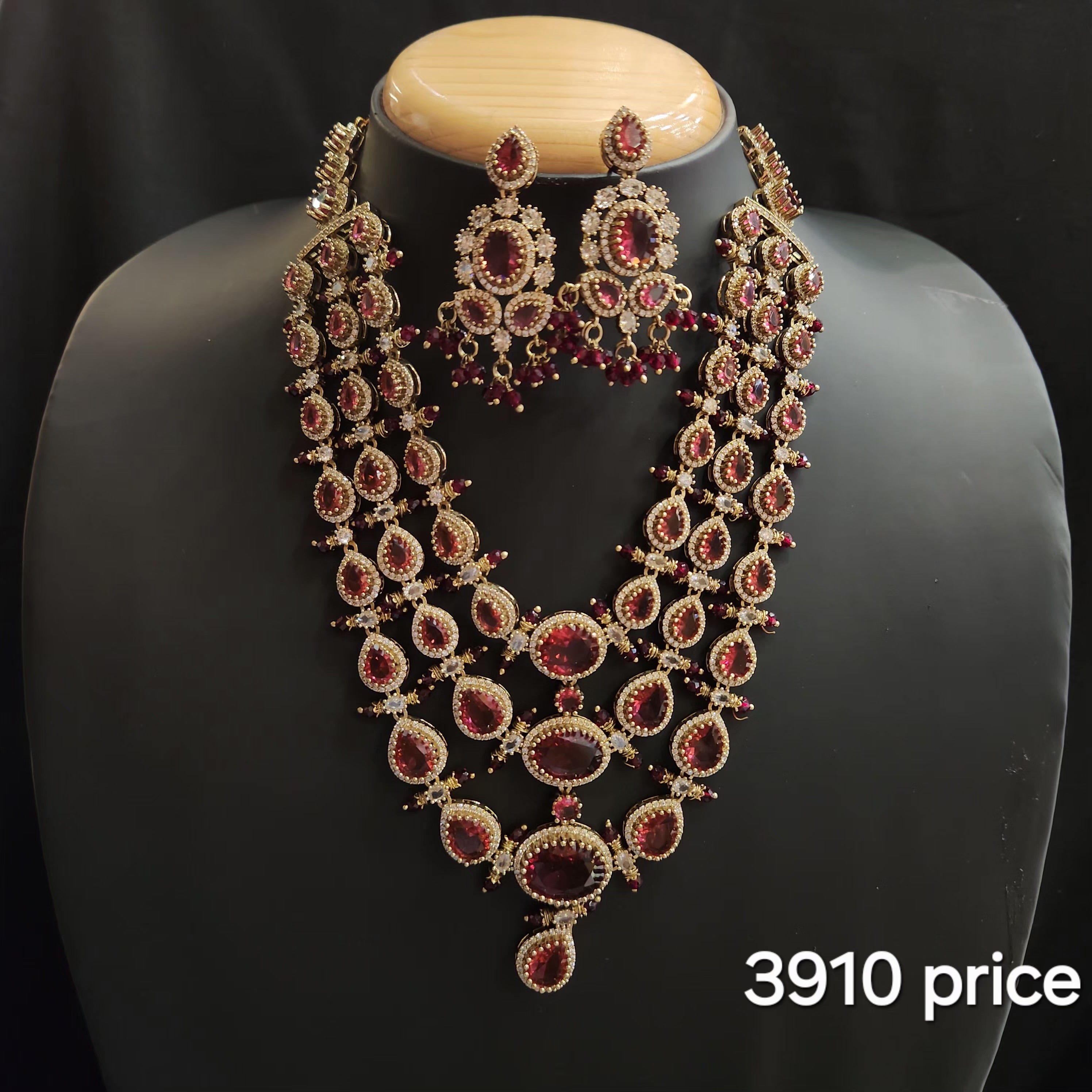 Cz Victoria necklace set
