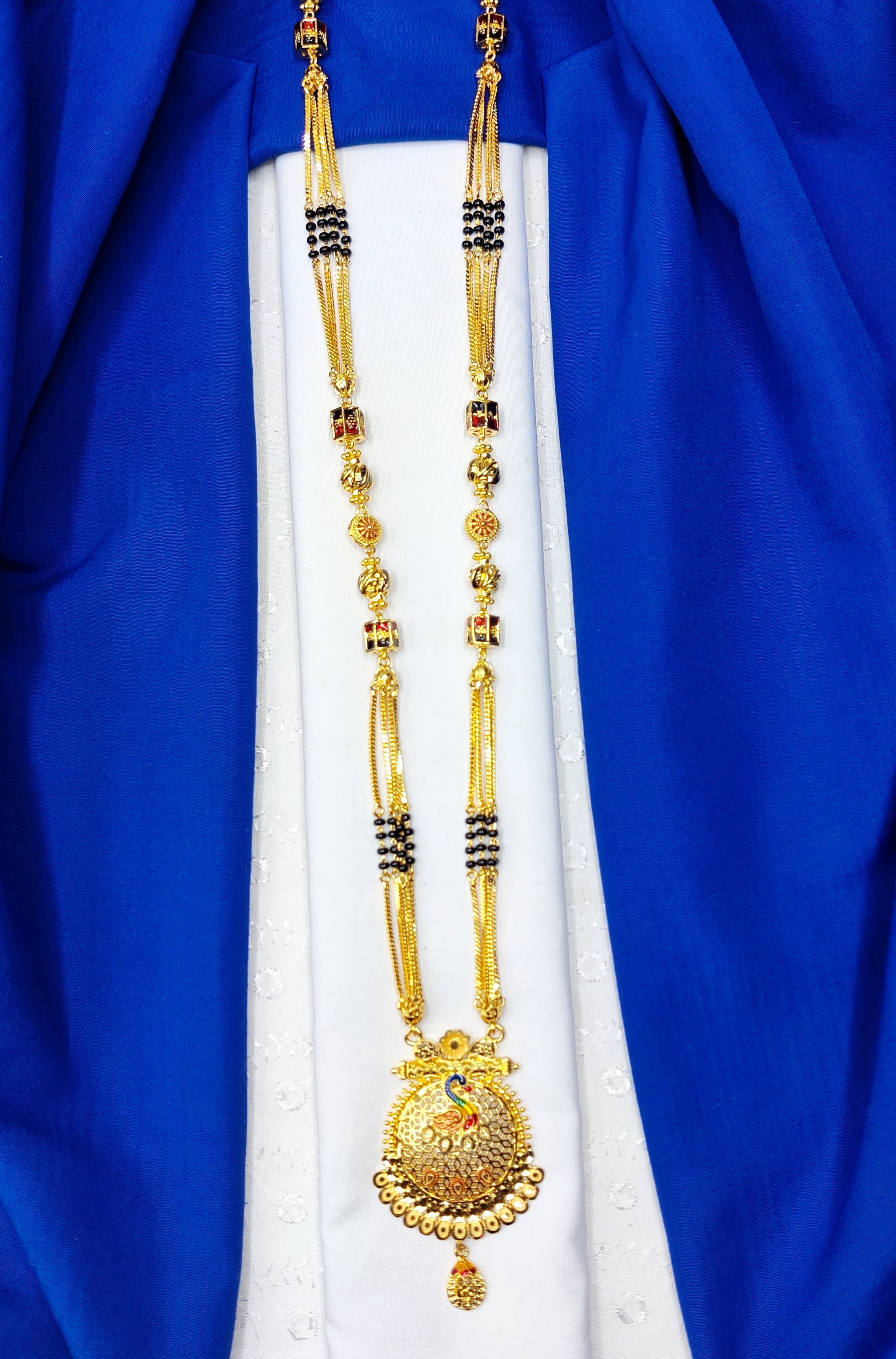 Forming fancy mangalsutra