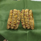 Mate bangles