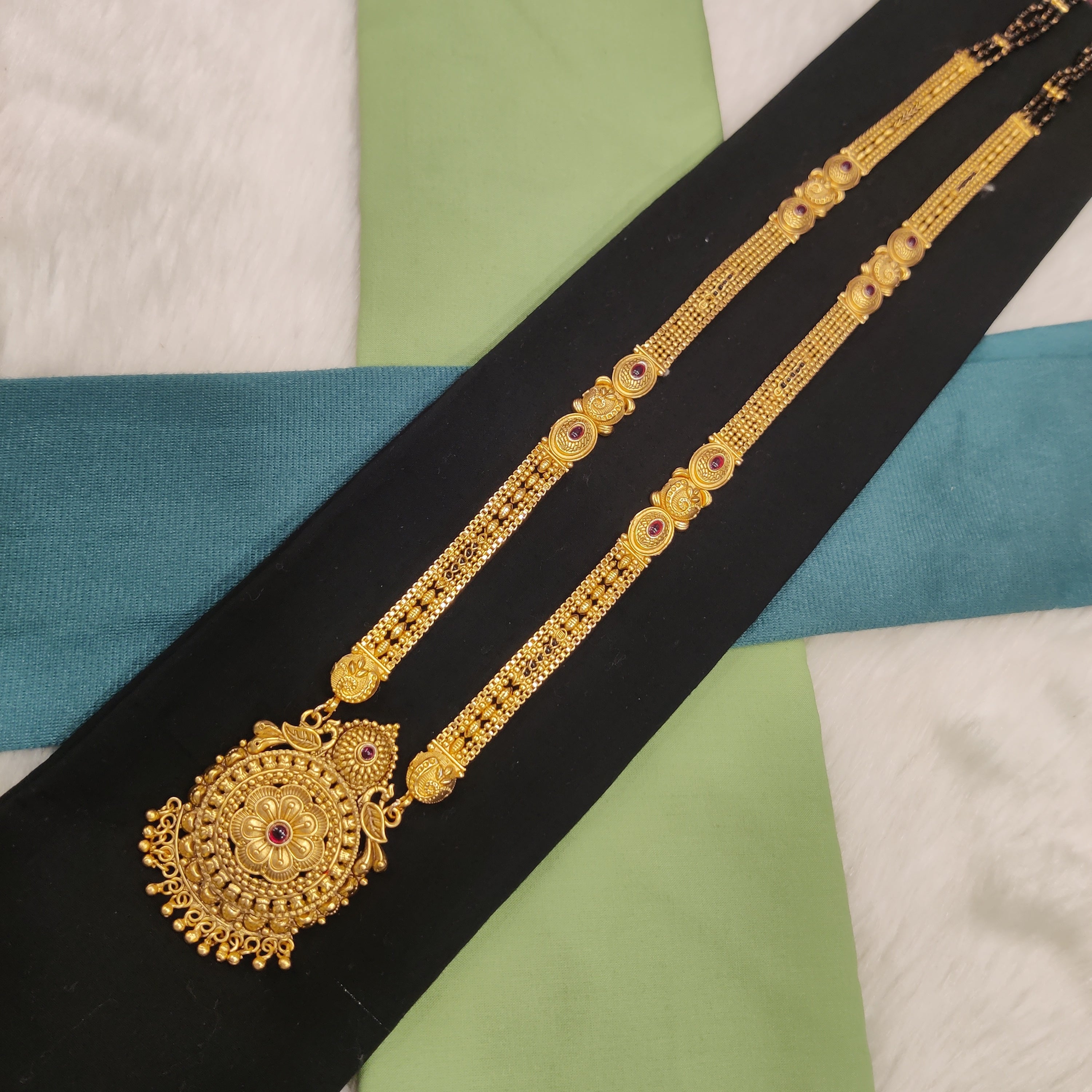 Mate Patti mangalsutra
