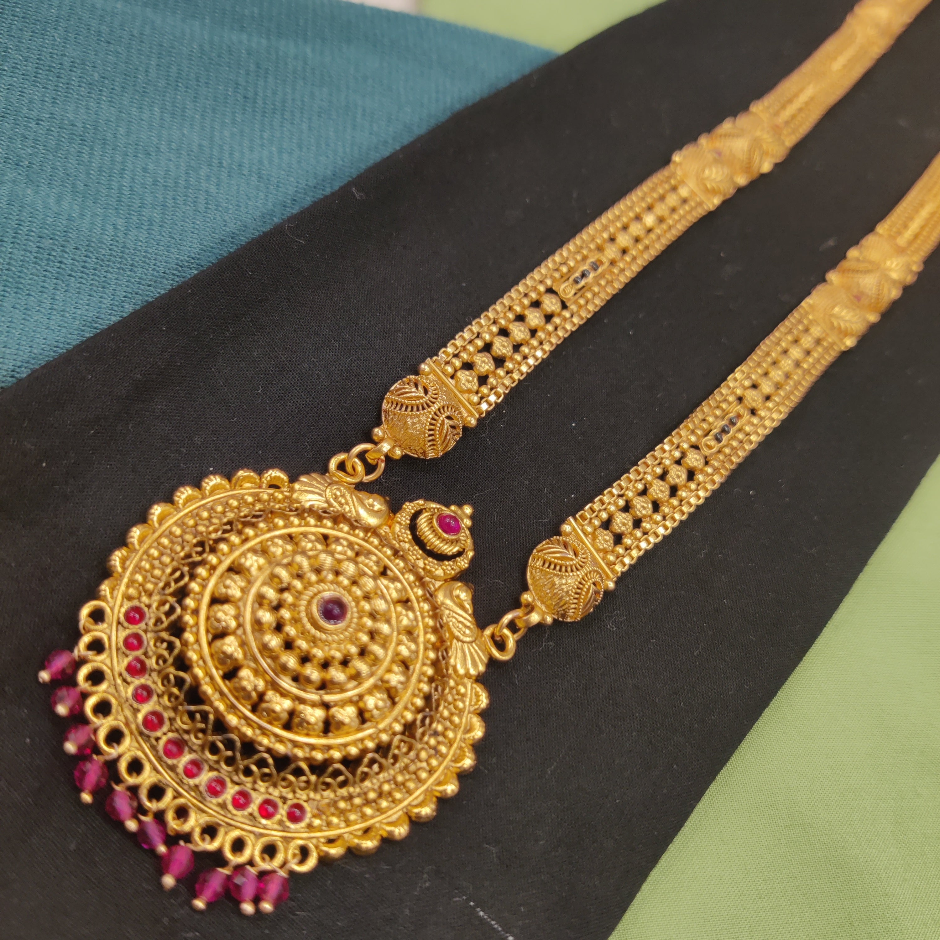 Mate Patti mangalsutra