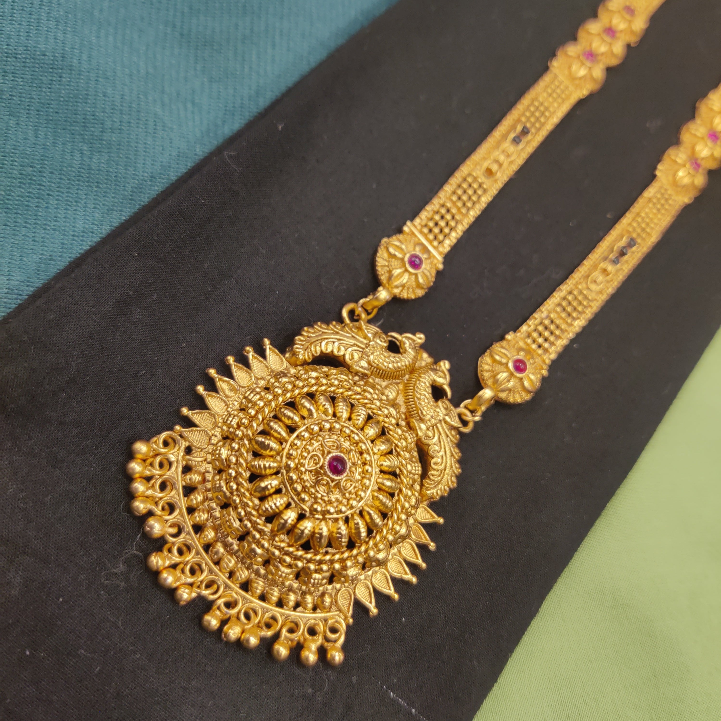 Mate Patti mangalsutra