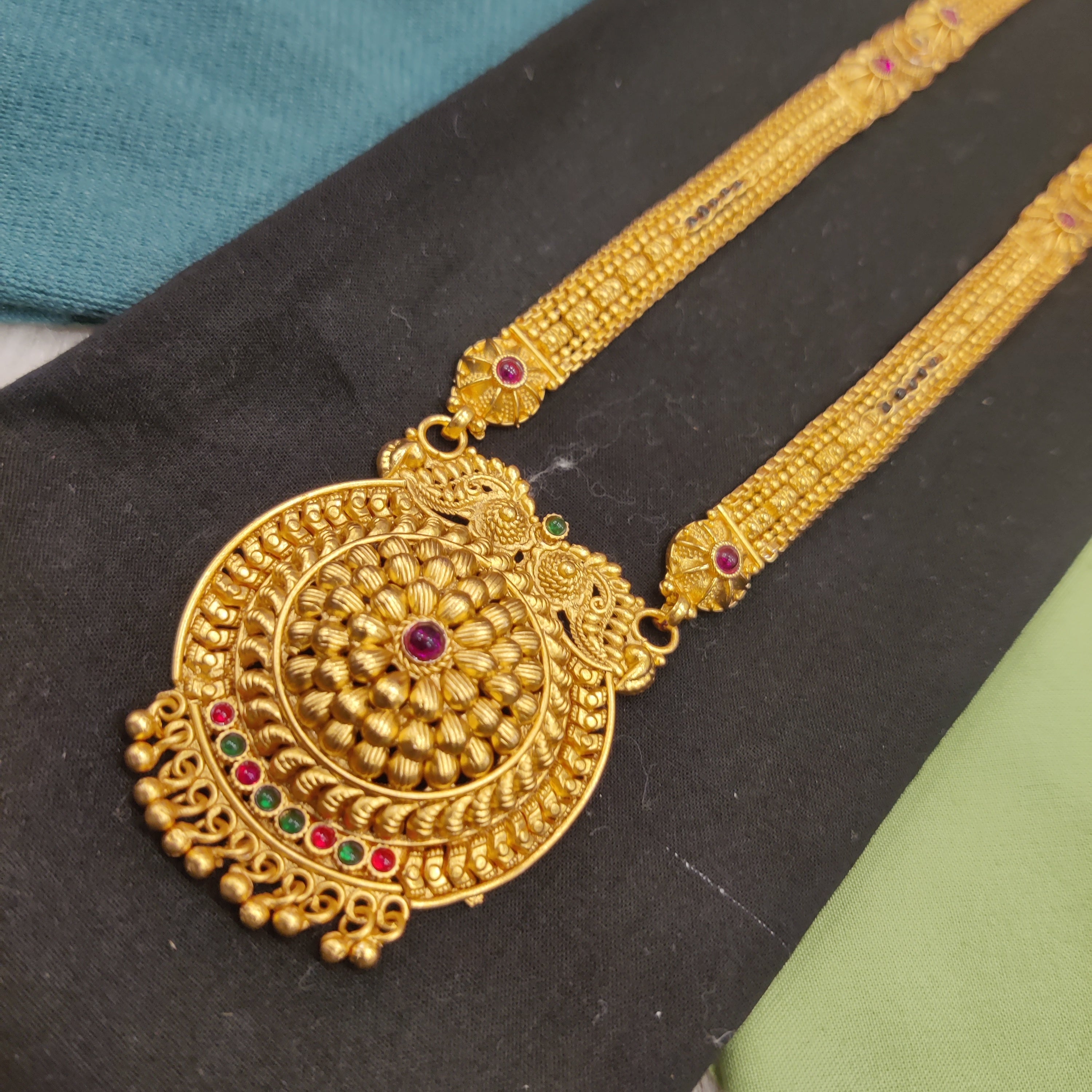 Mate Patti mangalsutra