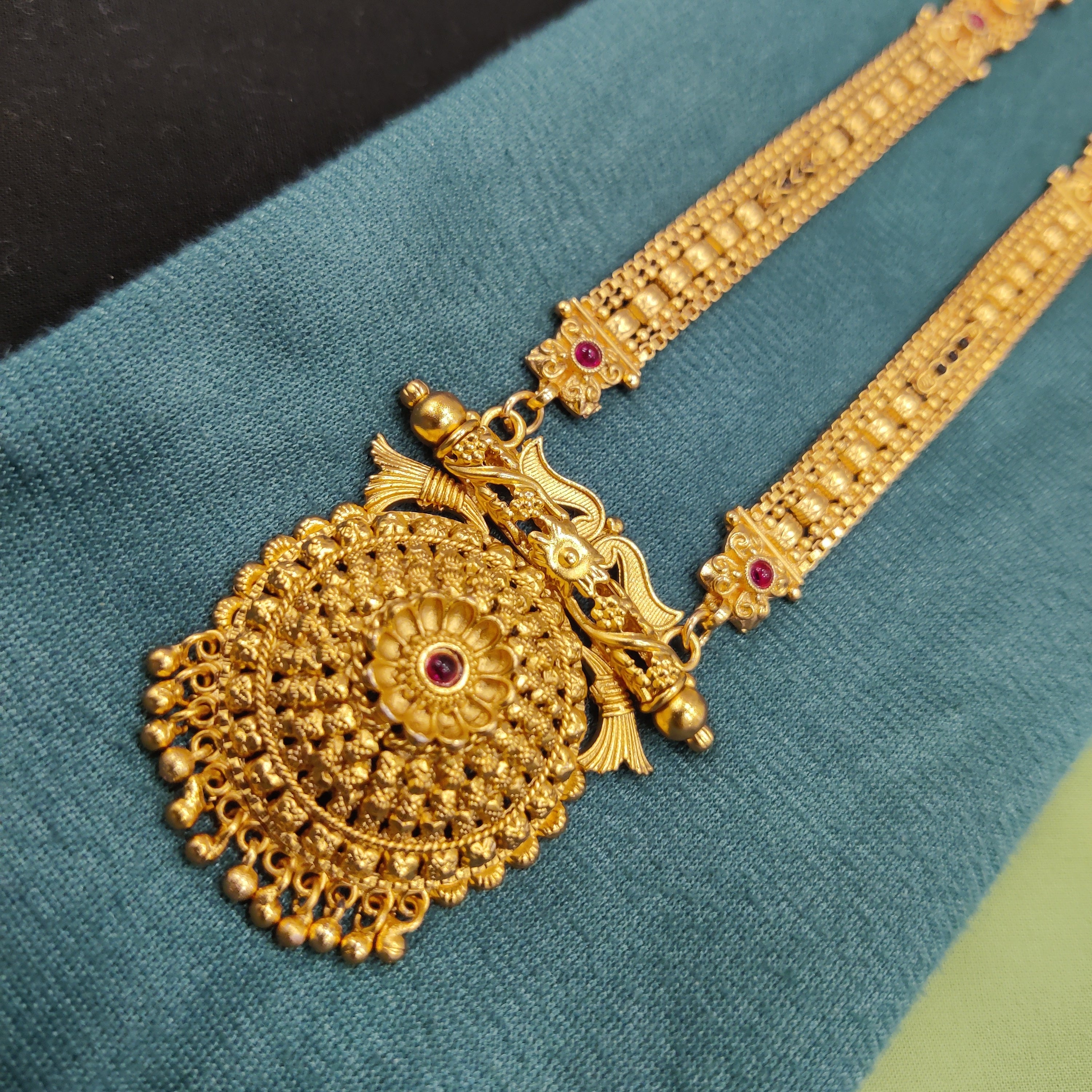 Mate Patti mangalsutra