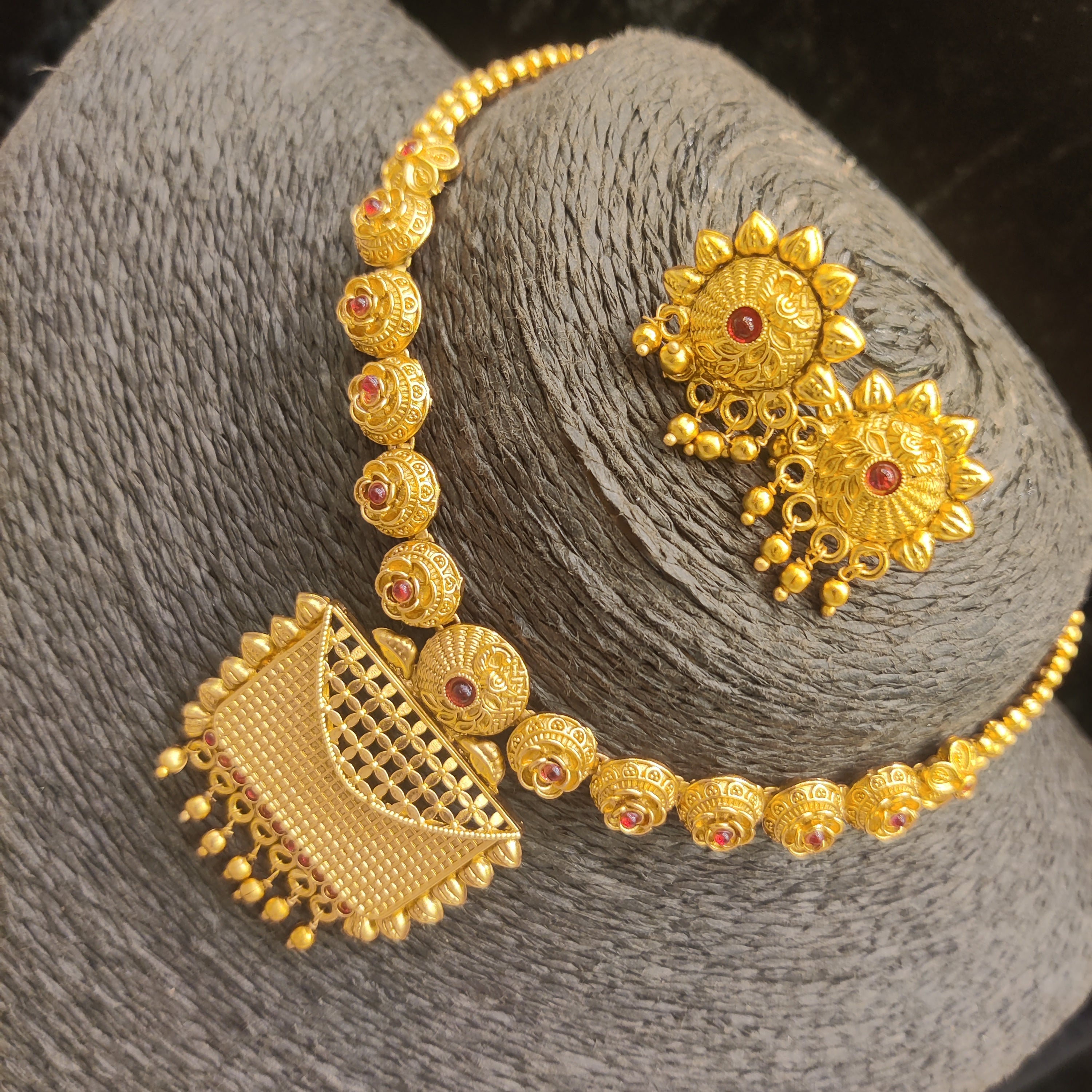 Mate Necklace