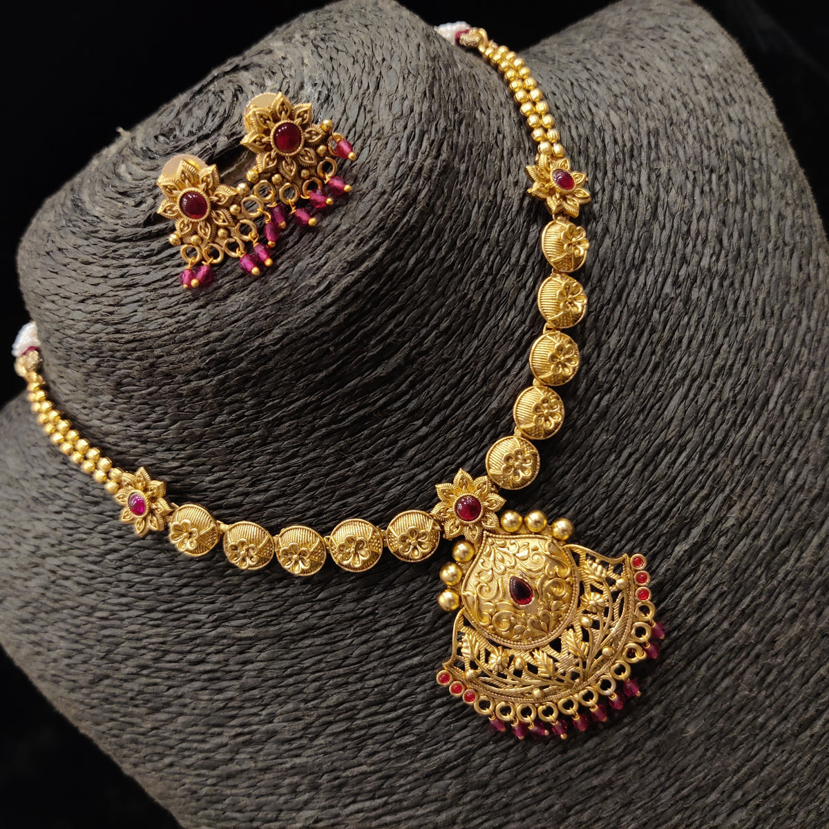 Mate Necklace