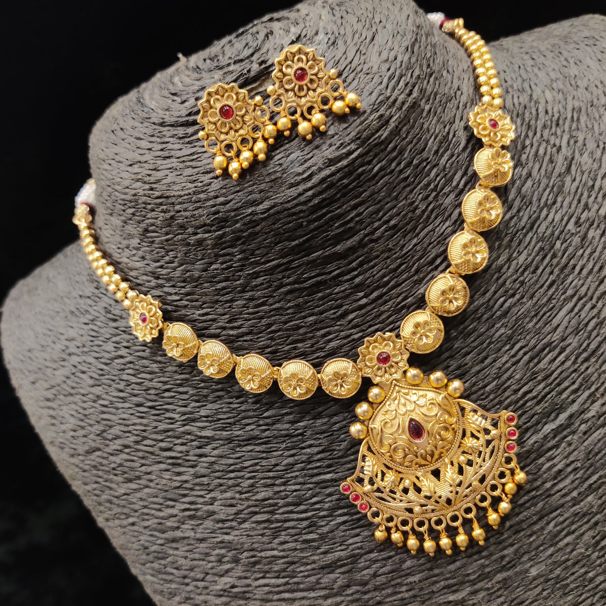 Mate Necklace
