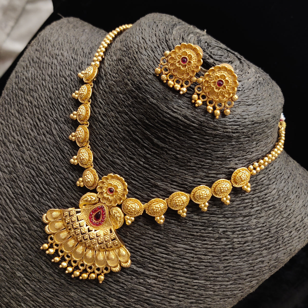 Mate Necklace
