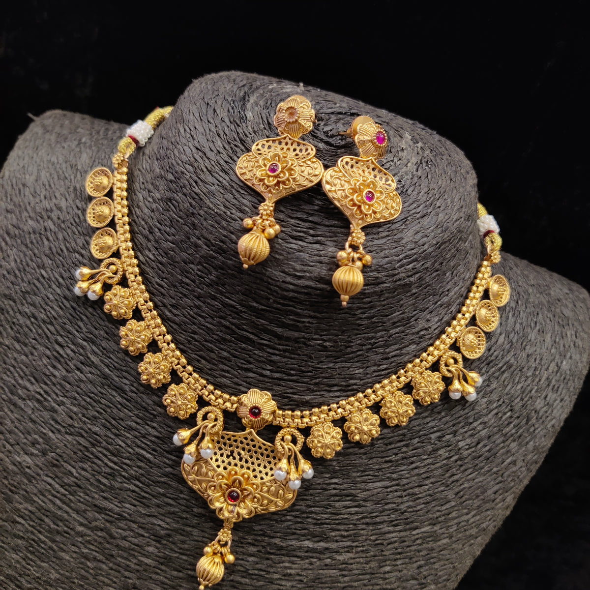 Mate Necklace