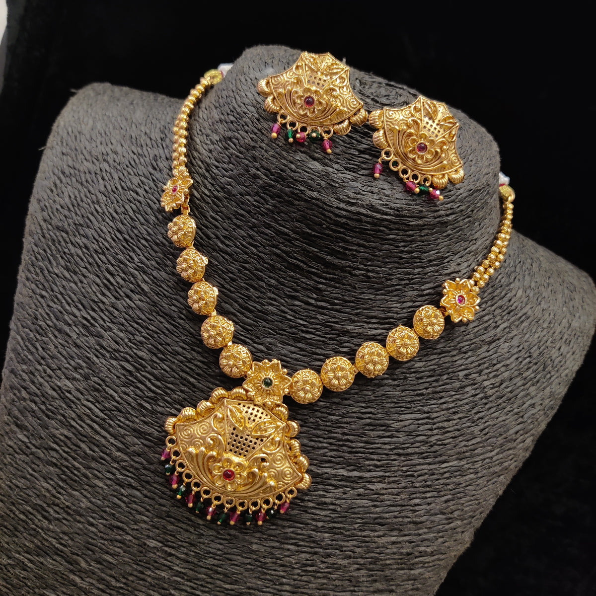 Mate Necklace