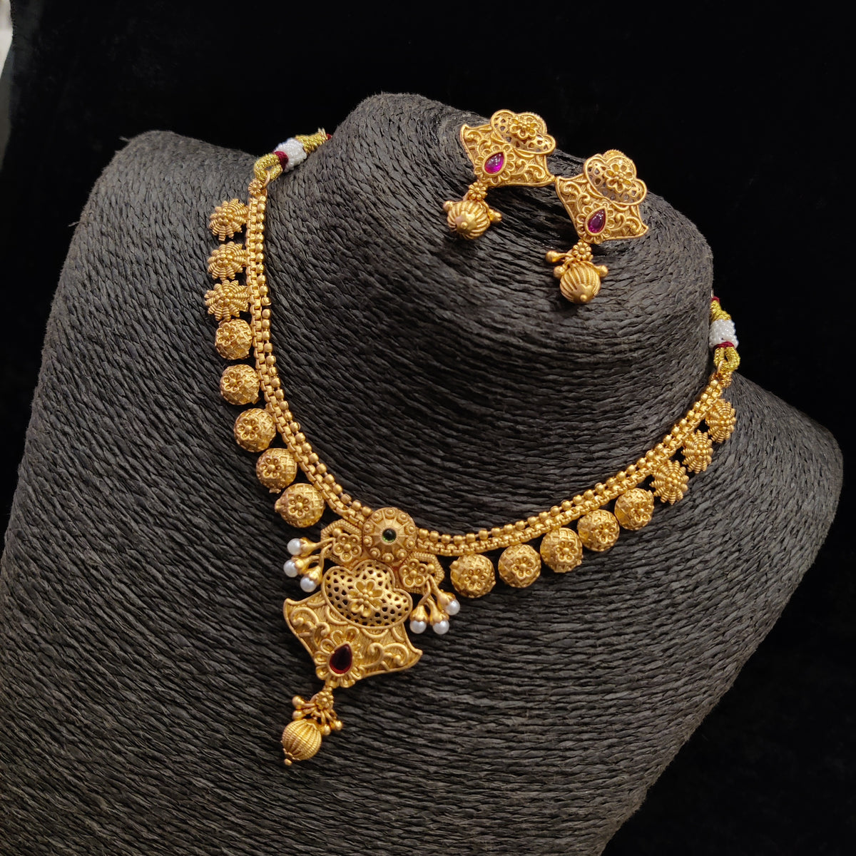 Mate Necklace