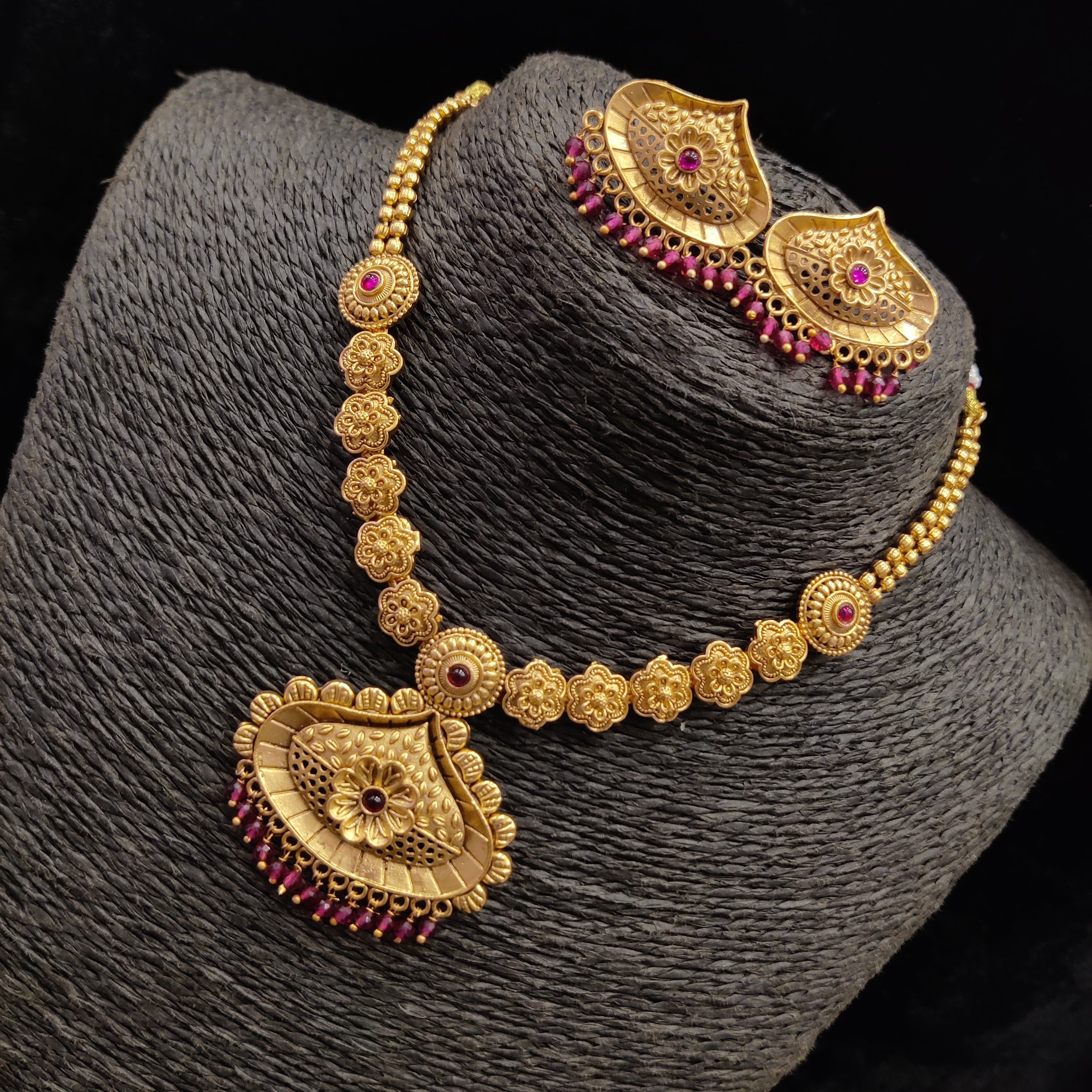 Mate Necklace