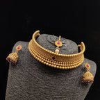 Celebrity choker set