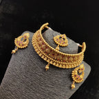 Celebrity choker set