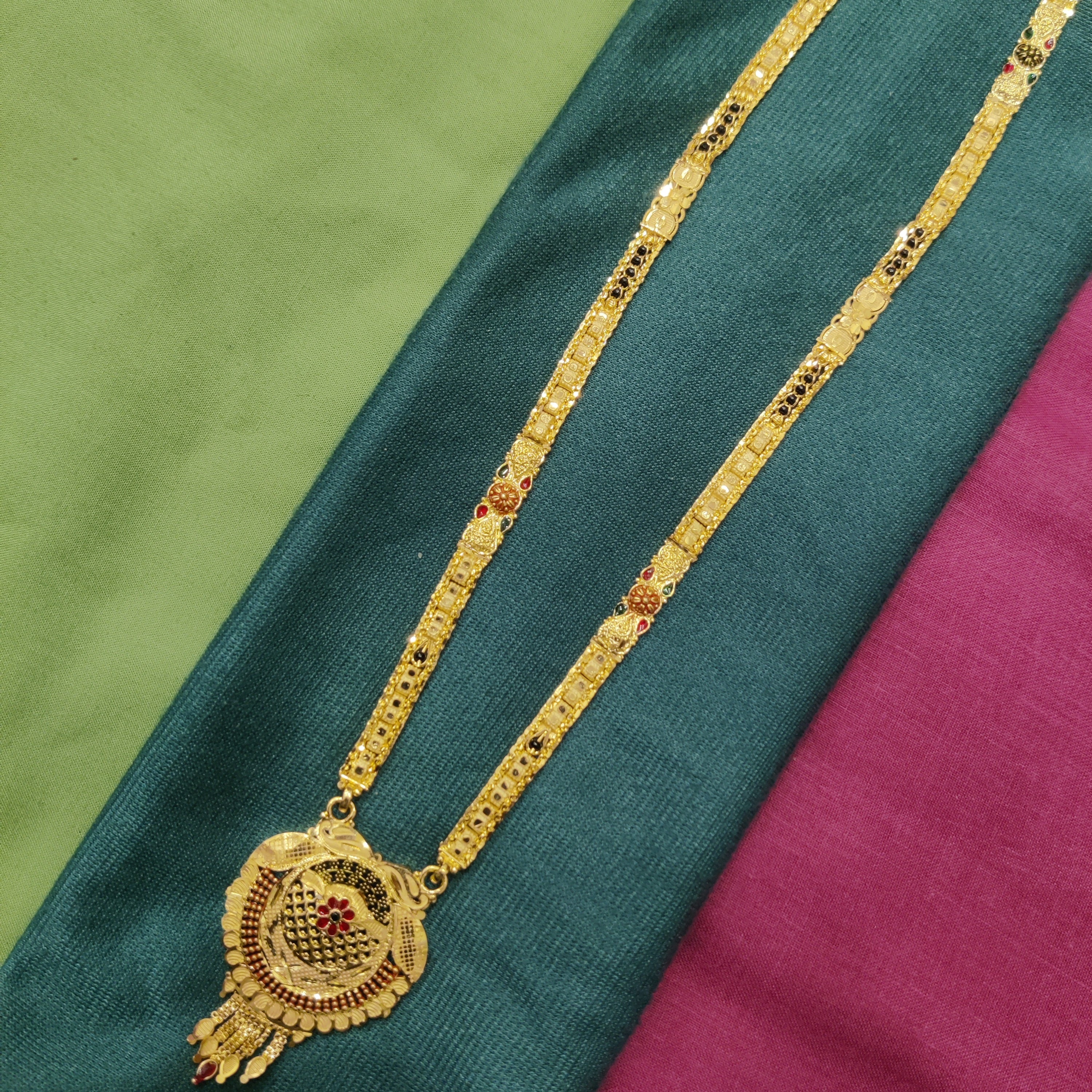 Forming Mangalsutra