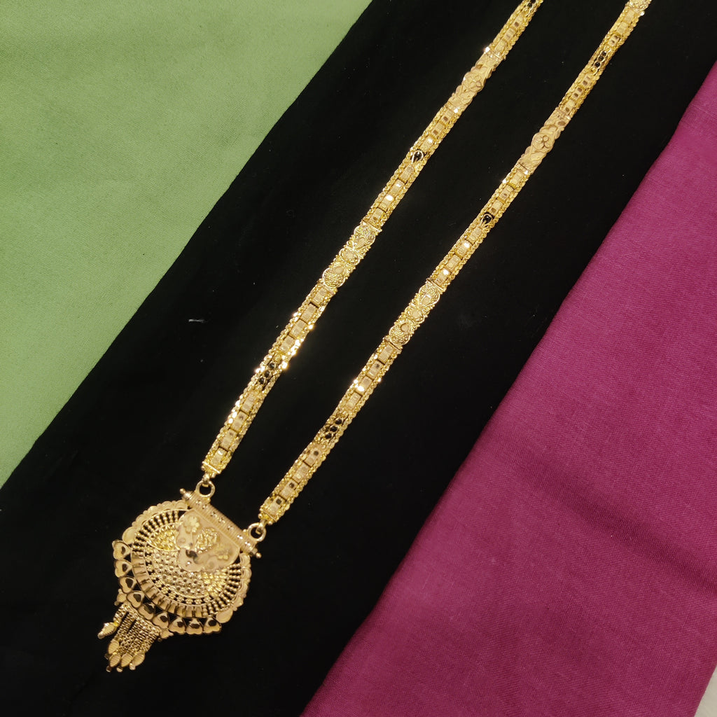 Forming Necklace