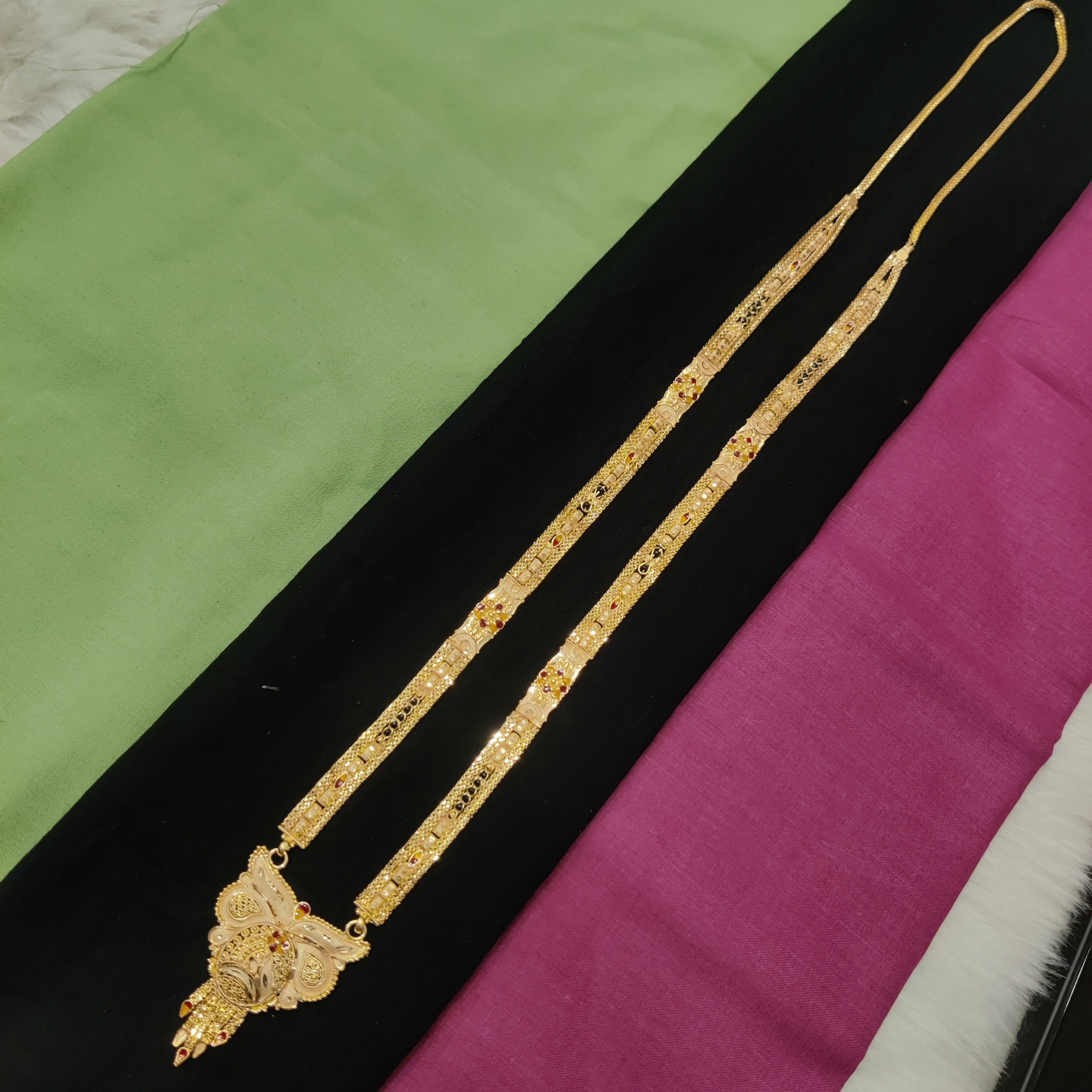 Forming Mangalsutra