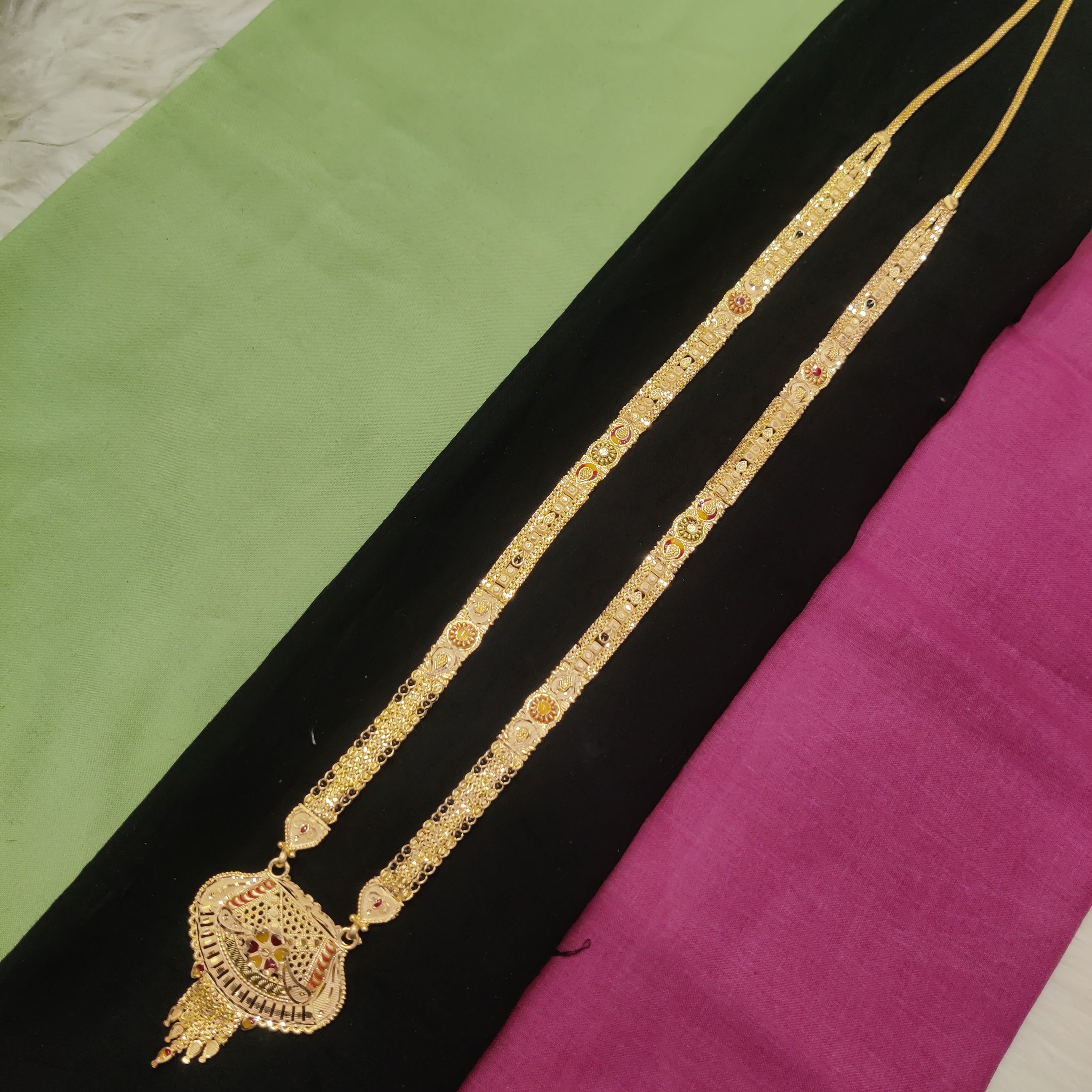 Forming Mangalsutra