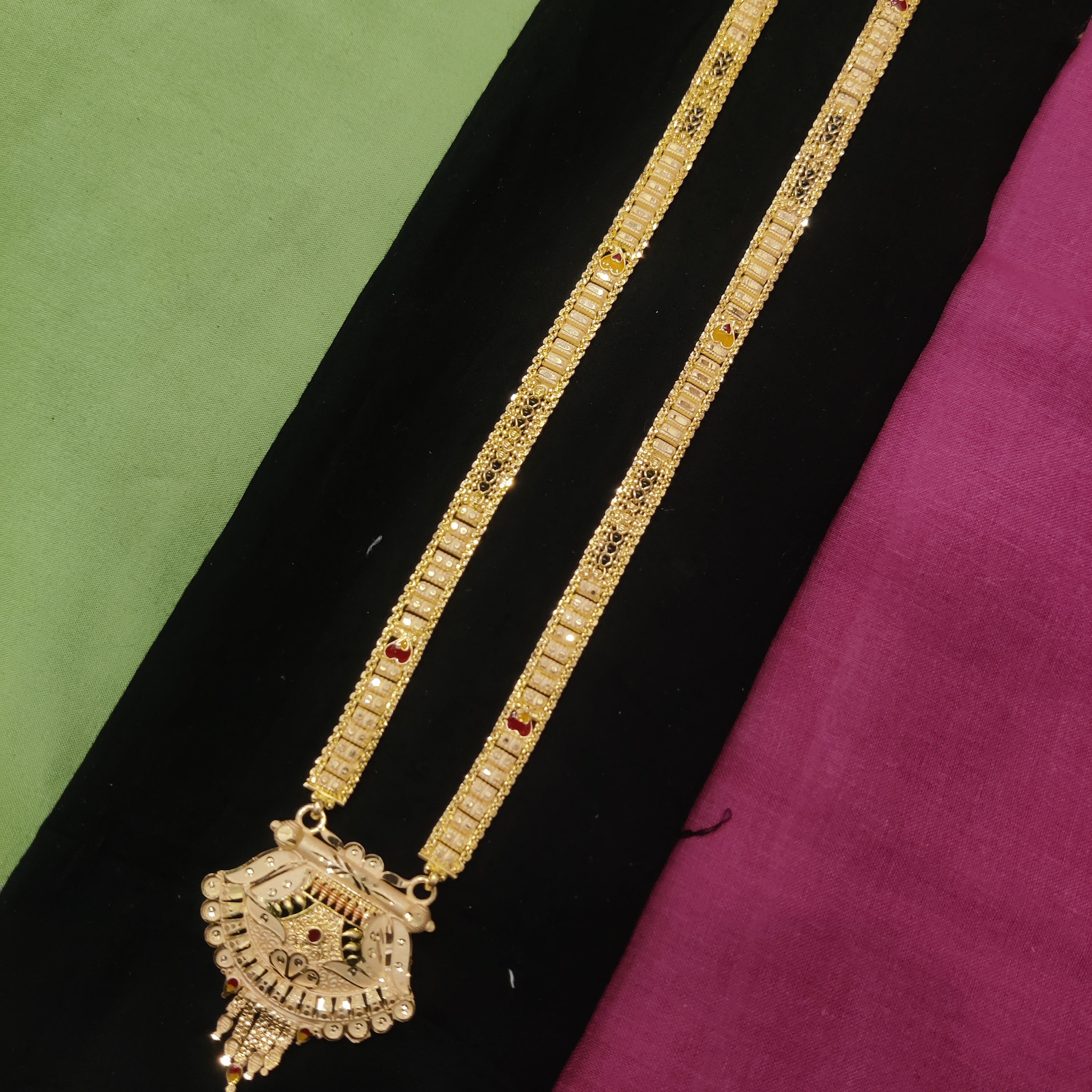 Forming Mangalsutra