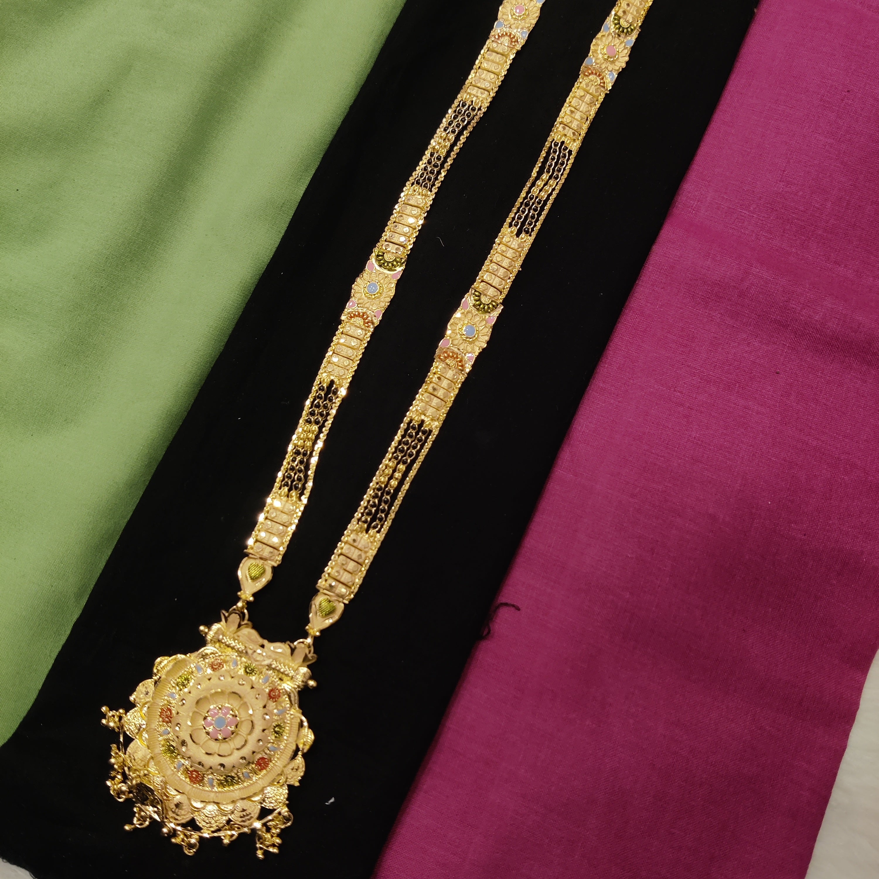 Forming Mangalsutra