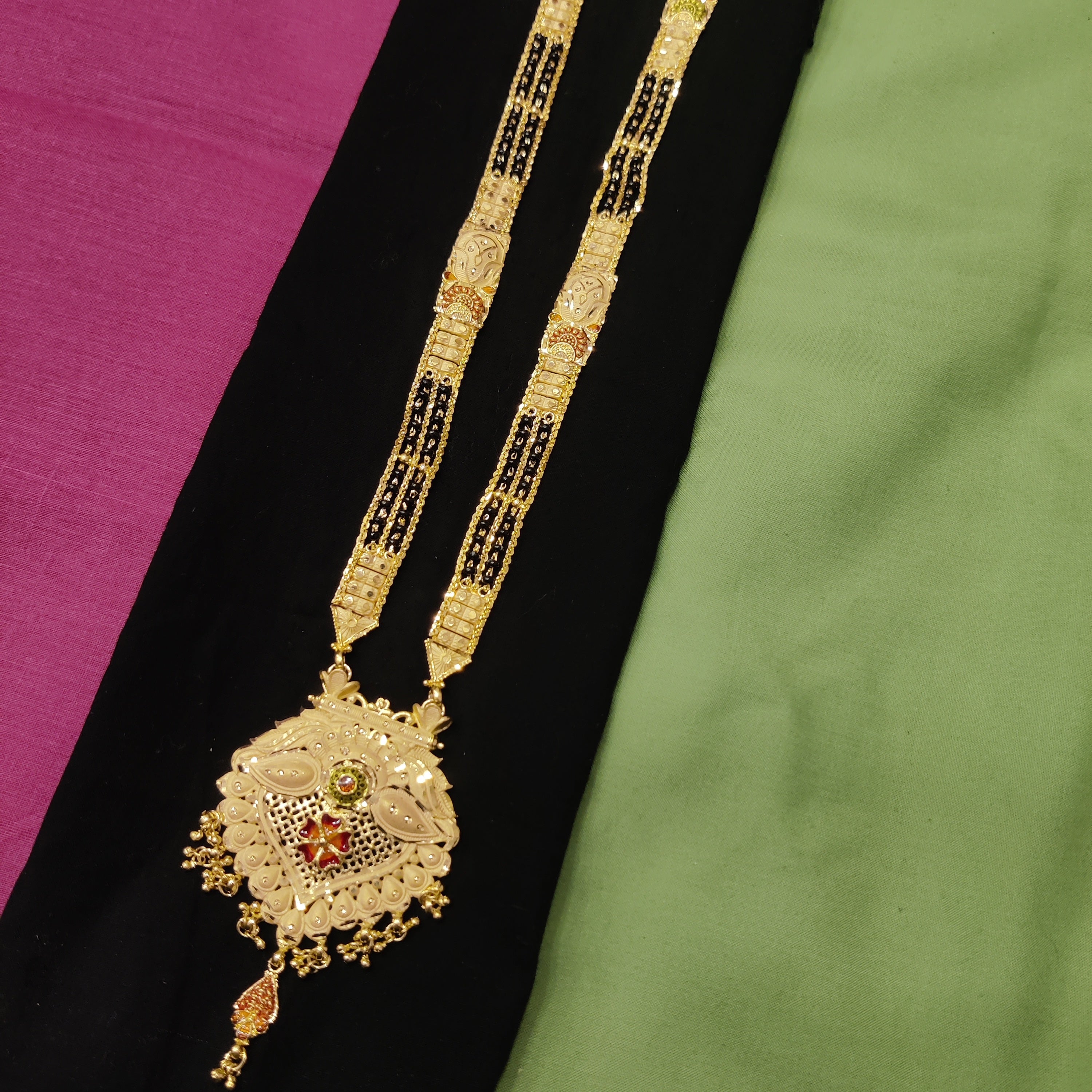 Forming Mangalsutra