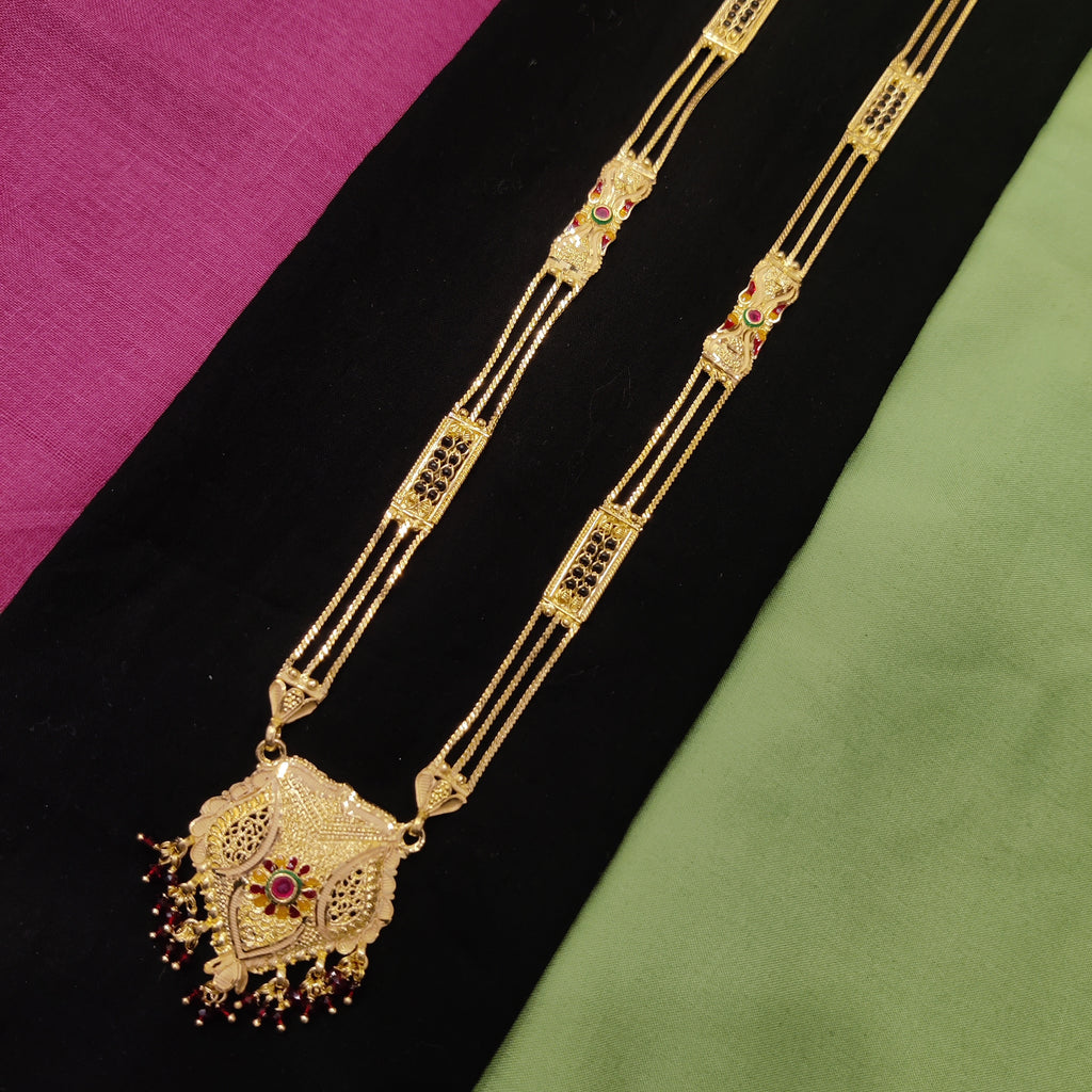 Forming fancy mangalsutra