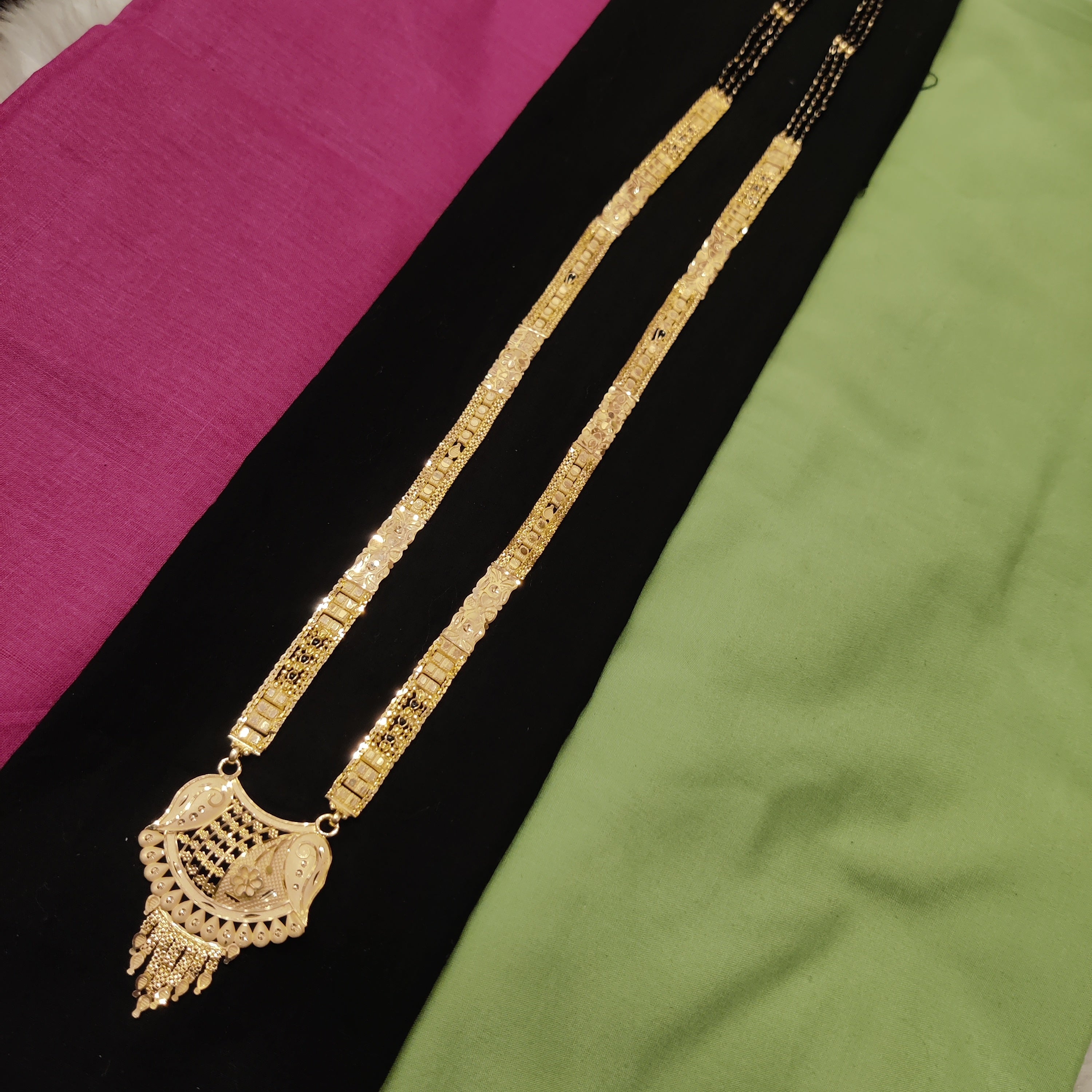 Forming Mangalsutra
