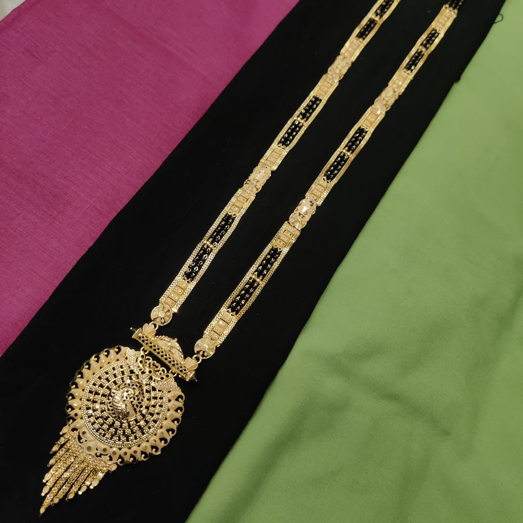 Forming koli mangalsutra