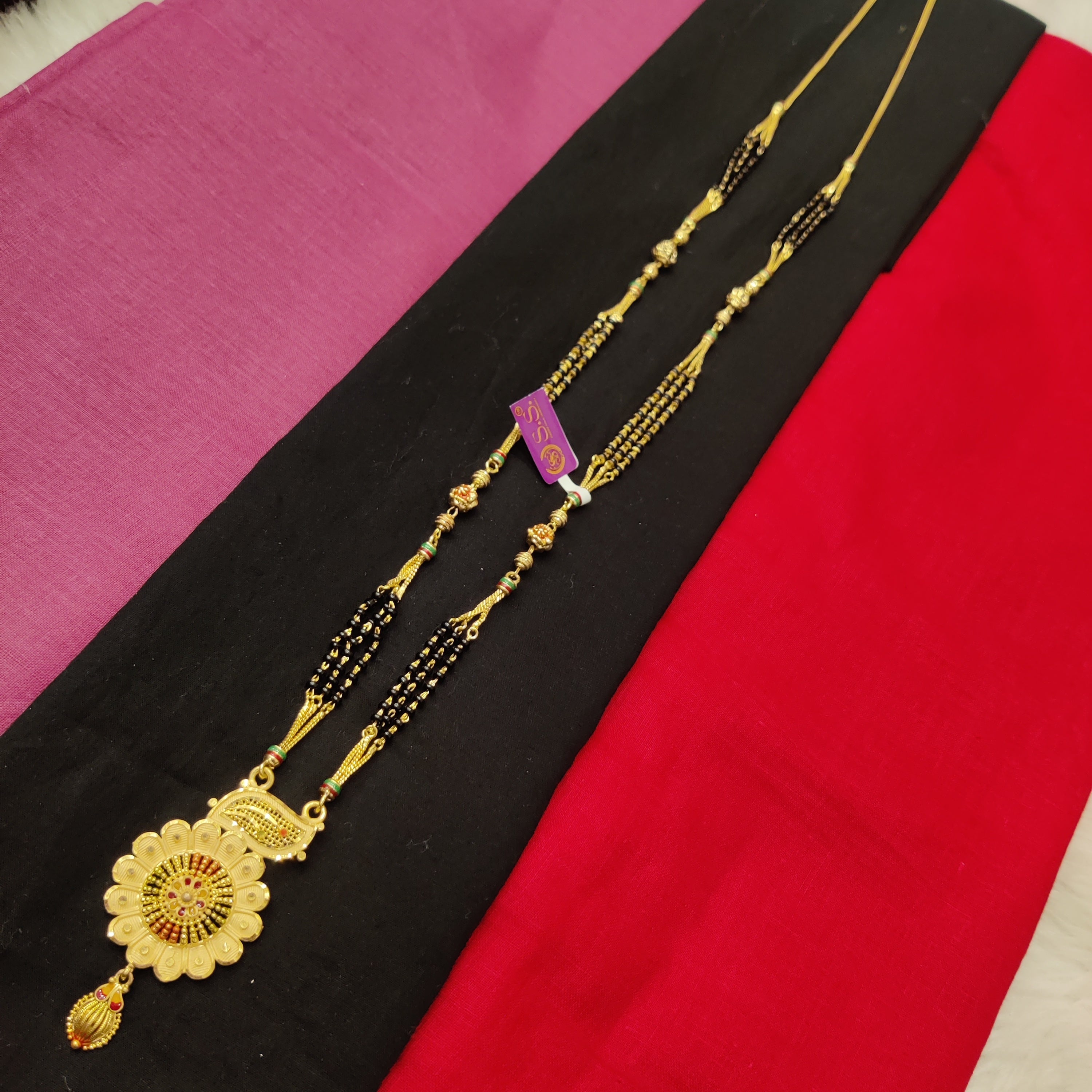Forming fancy mangalsutra